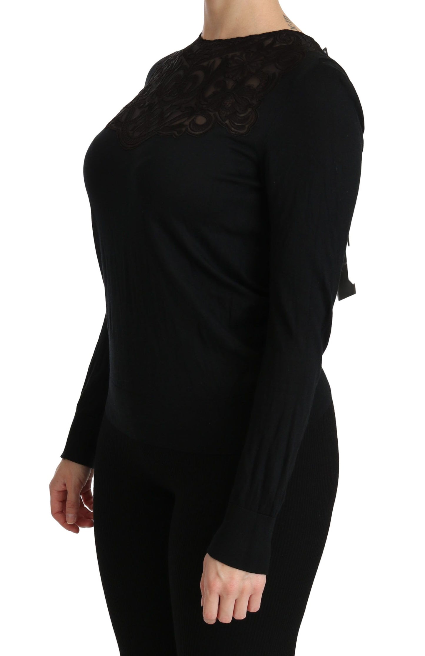 Blusa de manga larga con cuello redondo y encaje de seda negra