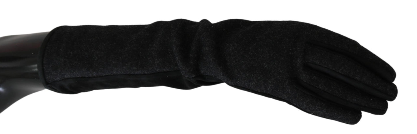 Guantes de lana negros y grises hasta la mitad del brazo