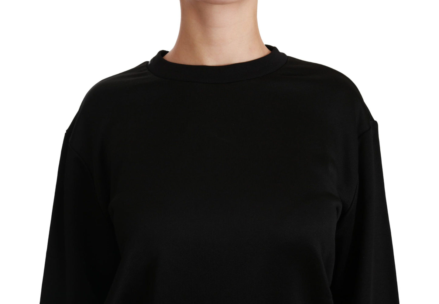 Suéter negro de algodón con cuello redondo