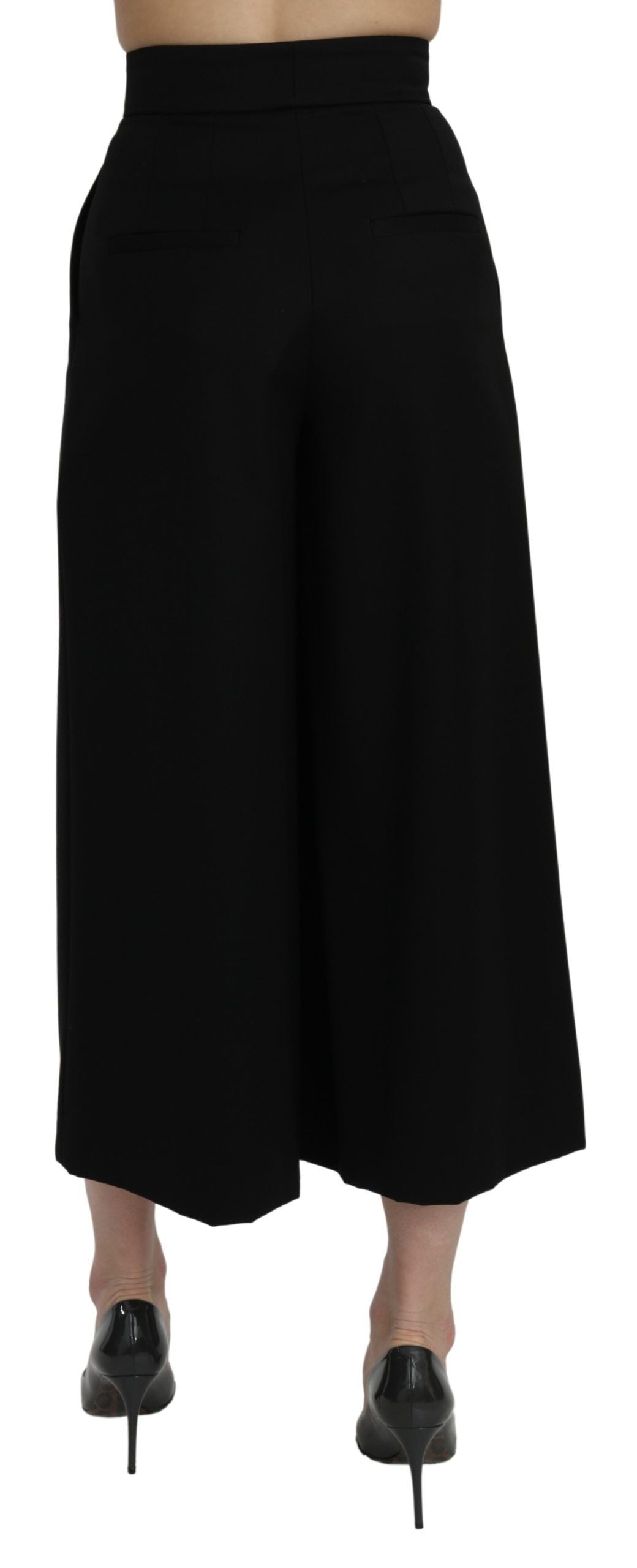 Pantalones negros de cintura alta y pierna ancha