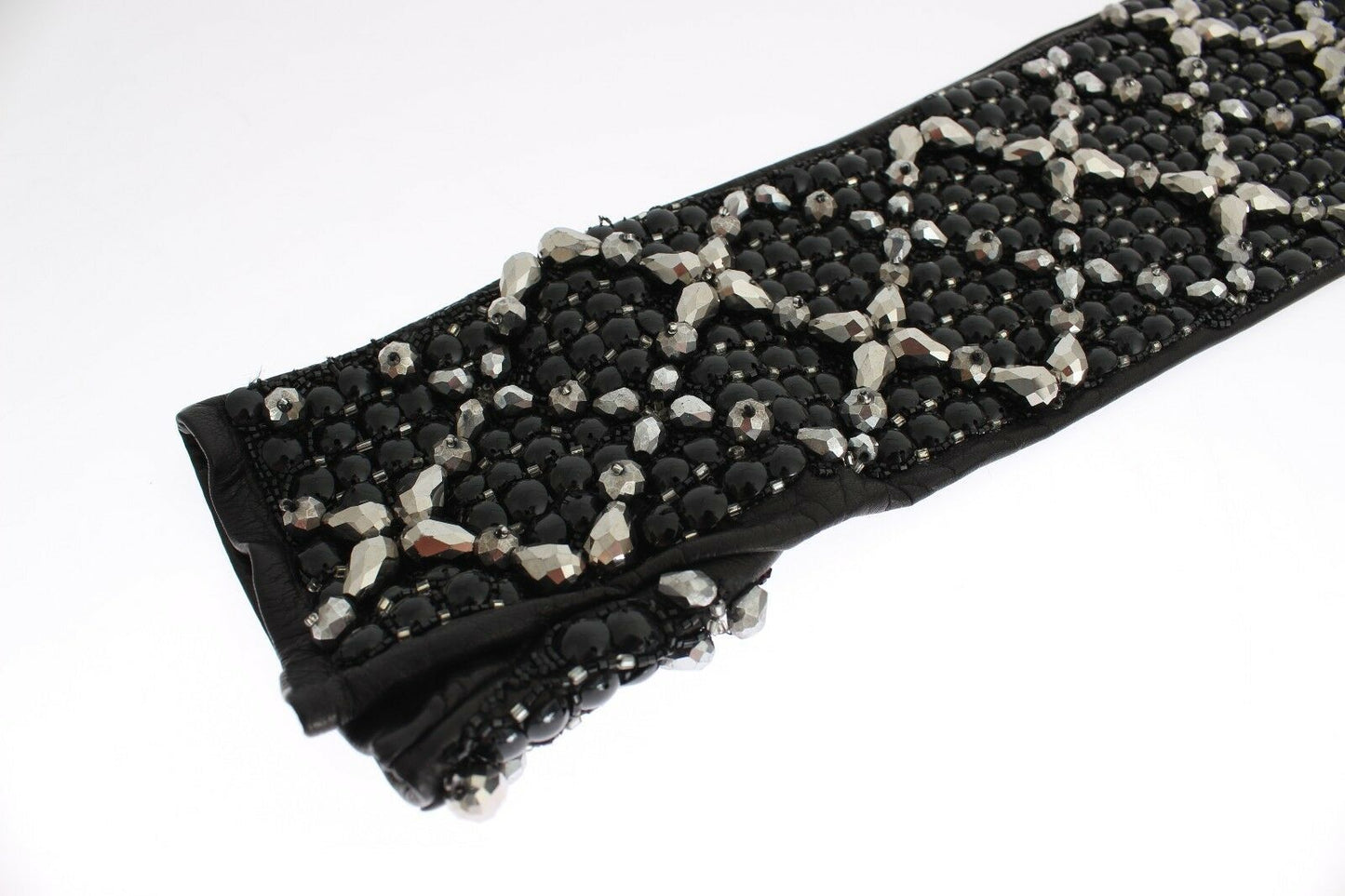 Guantes de cuero negro con cuentas de cristal y dedos libres