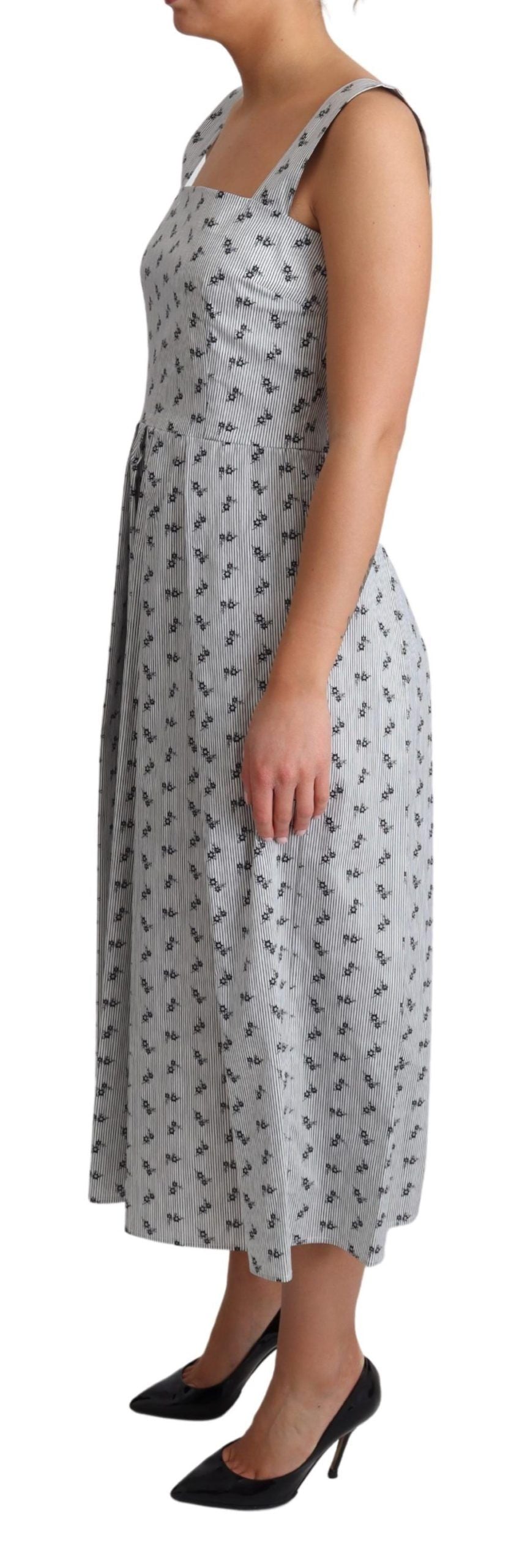 Vestido de algodón con estampado floral azul y blanco