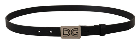 Cinturón de cuero negro con hebilla plateada con logotipo DG