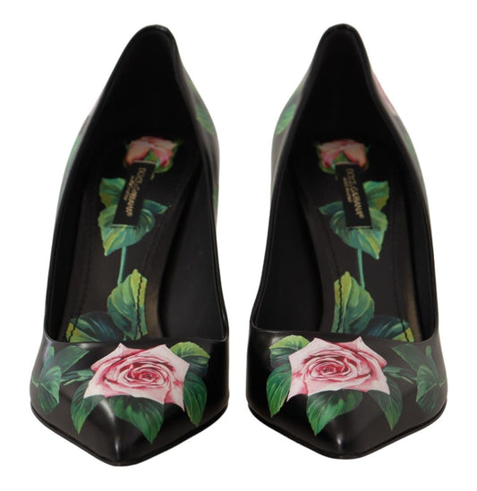 Zapatos de tacón alto con rosas de cuero negro
