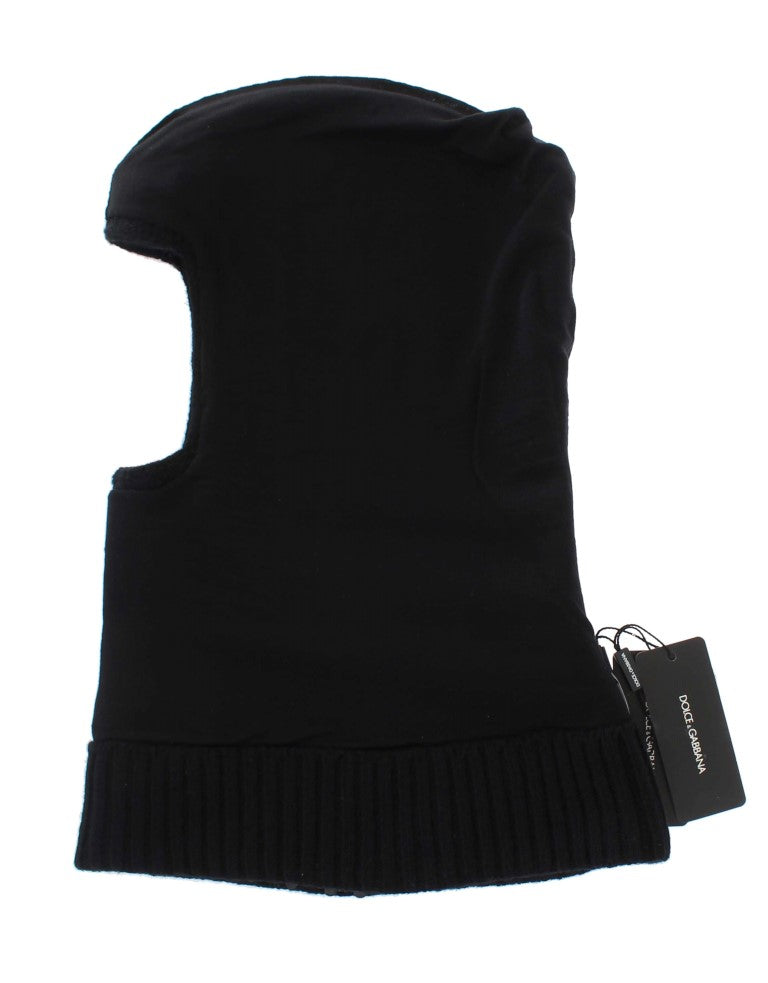 Gorro con capucha y bufanda de punto con lentejuelas negras