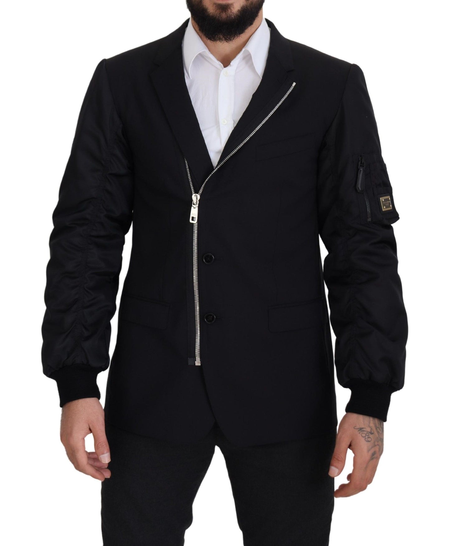 Chaqueta de lana negra con cremallera completa y mangas largas