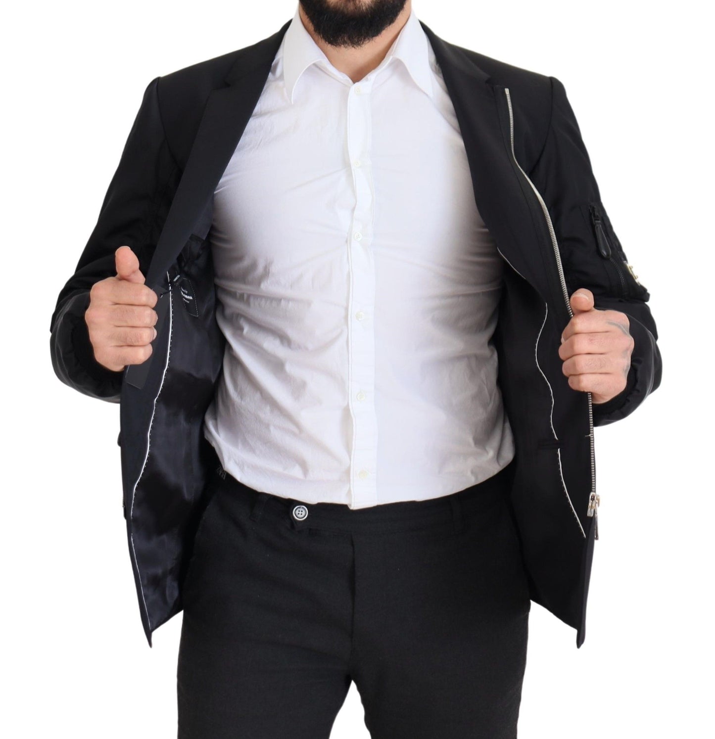 Chaqueta de lana negra con cremallera completa y mangas largas