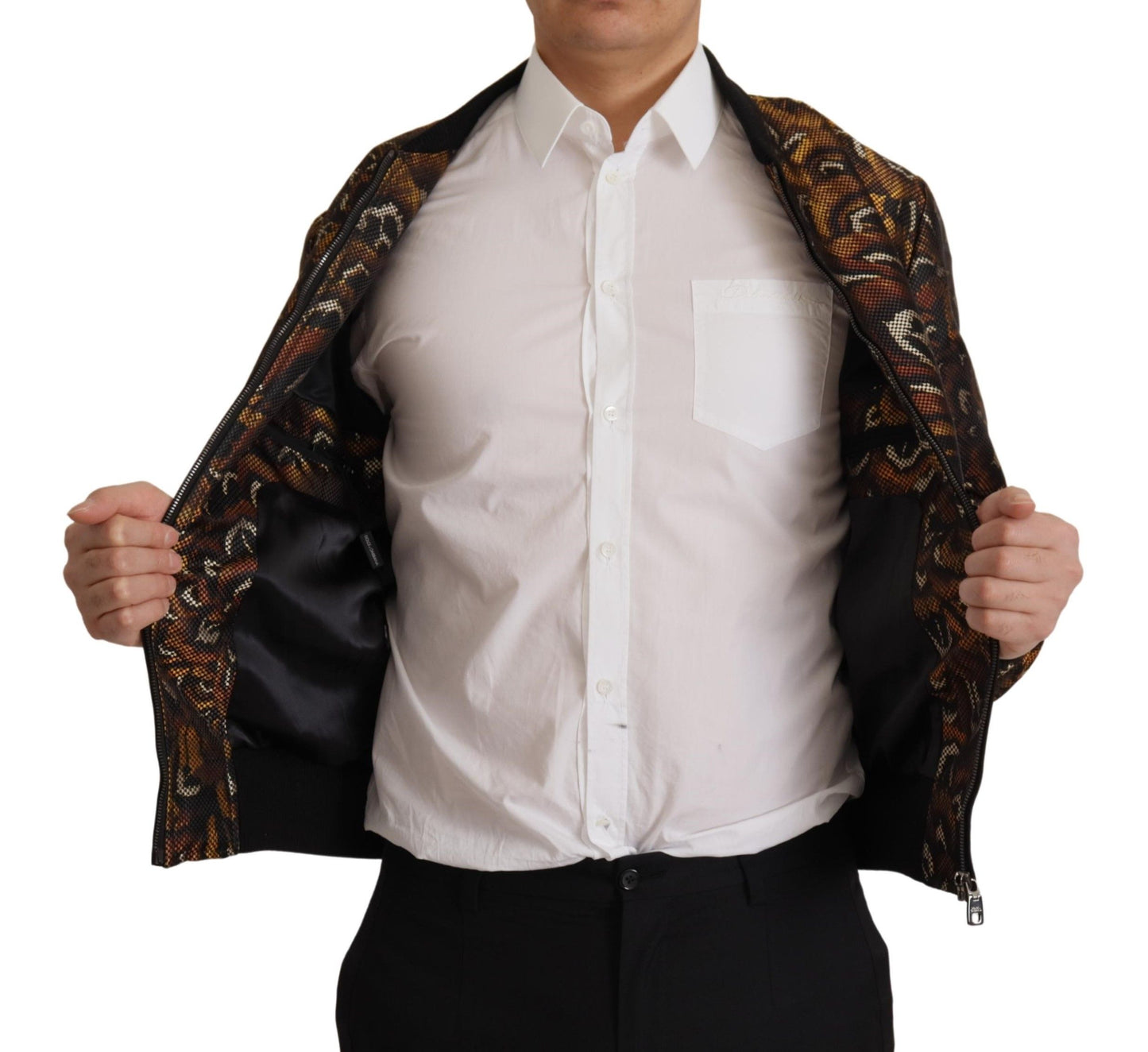 Chaqueta tipo blusón con cremallera completa y plumas marrones