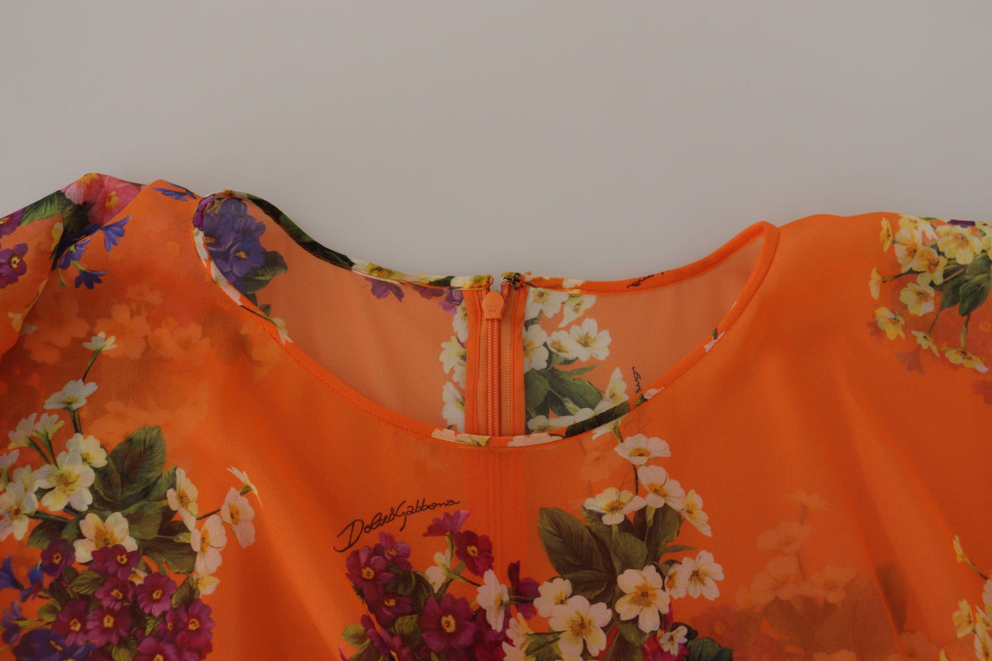 Blusa de manga larga con estampado floral naranja
