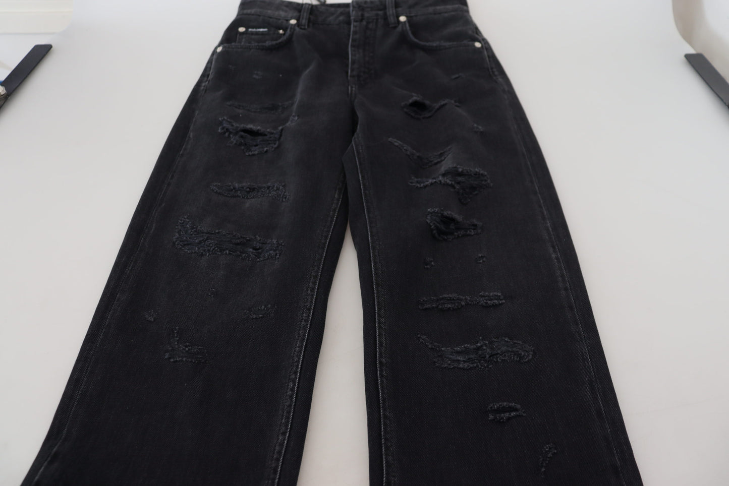 Jean taille haute en denim noir déchiré en coton
