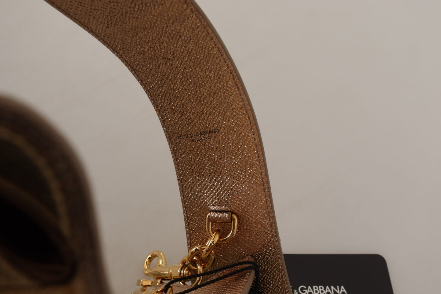 Correa de hombro para bolso con parche LOVE de cuero dorado