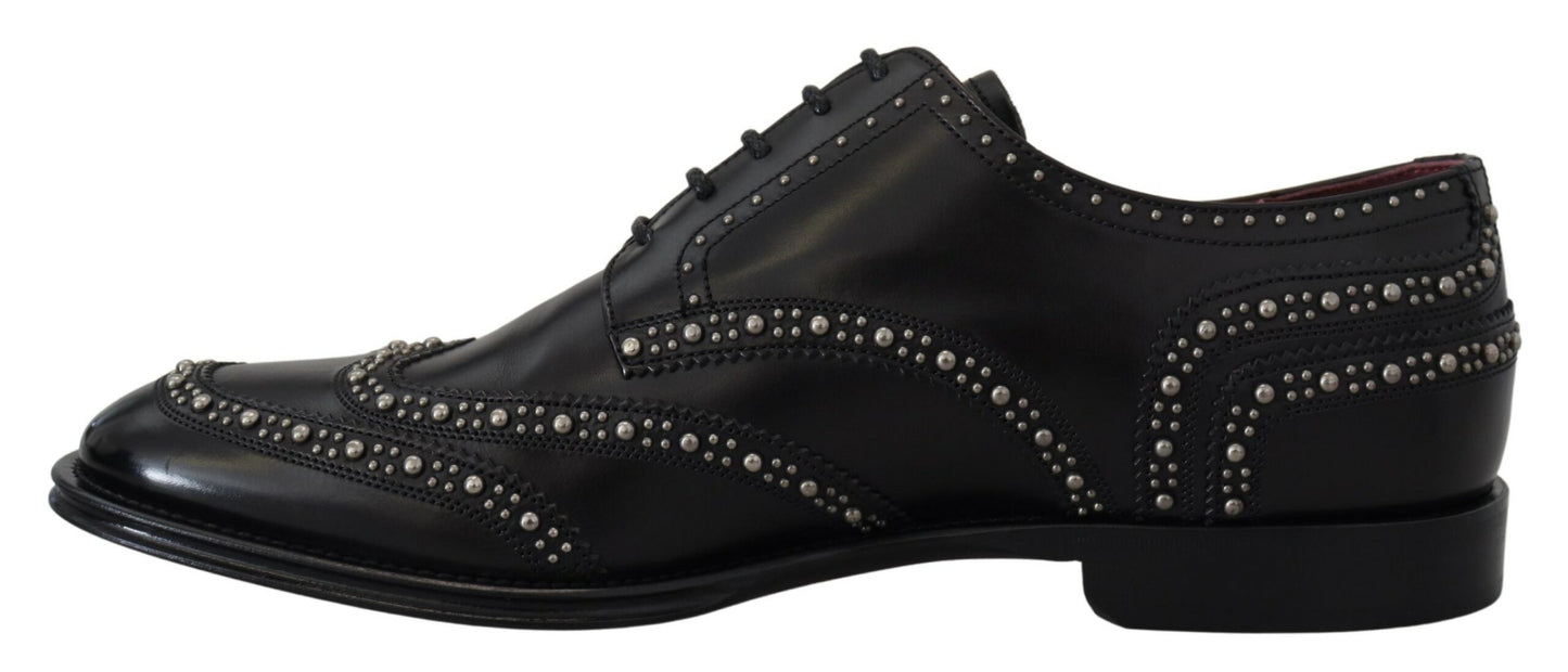 Zapatos Derby de vestir de cuero negro con tachuelas