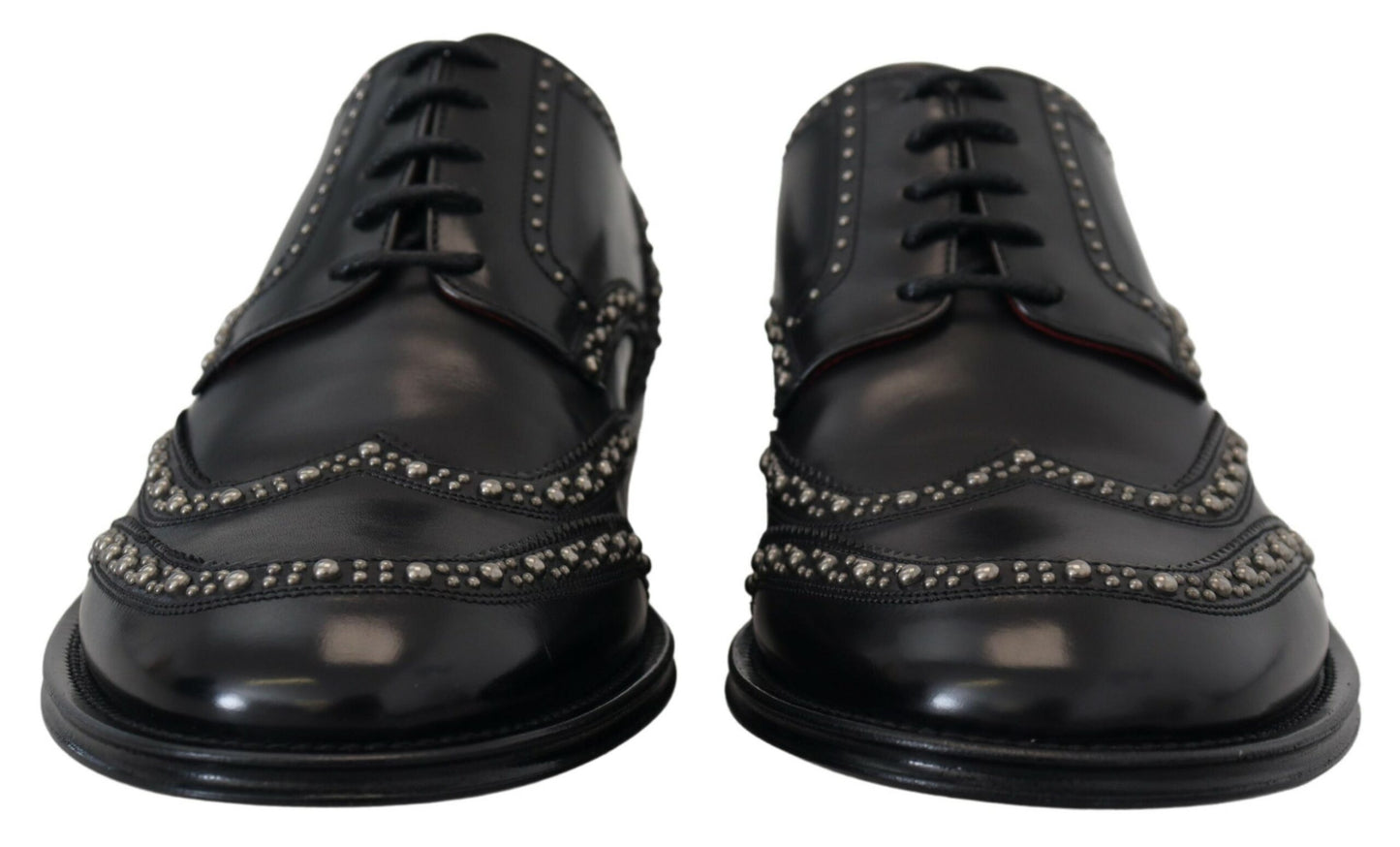 Zapatos Derby de vestir de cuero negro con tachuelas