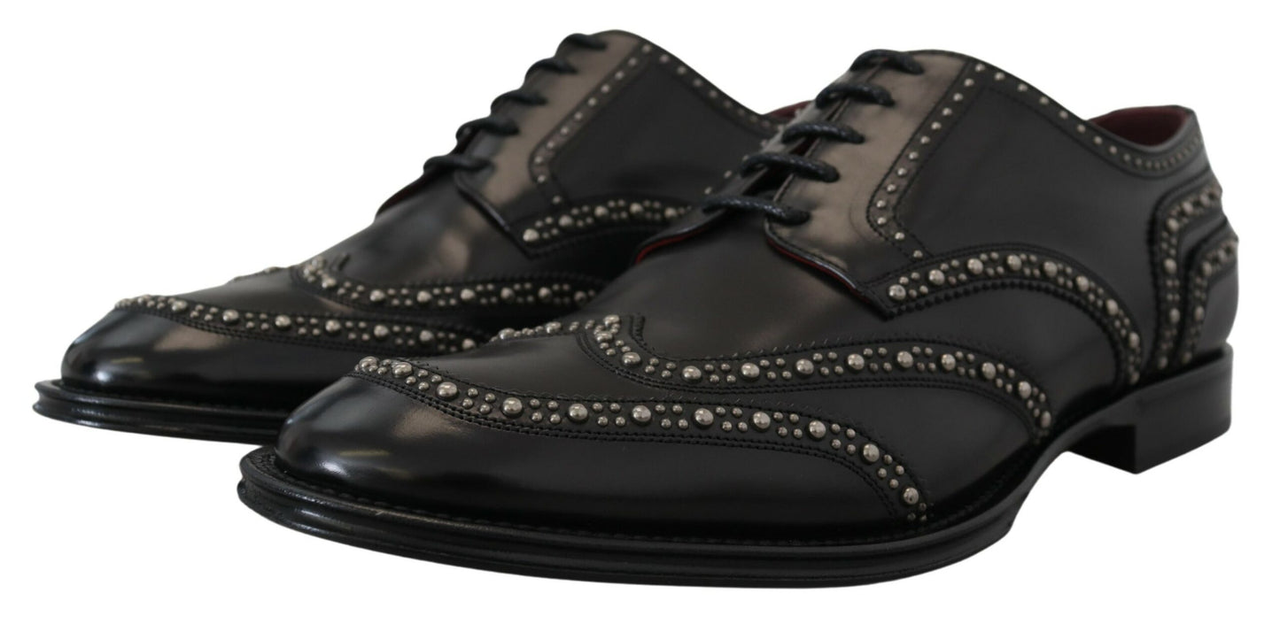 Zapatos Derby de vestir de cuero negro con tachuelas