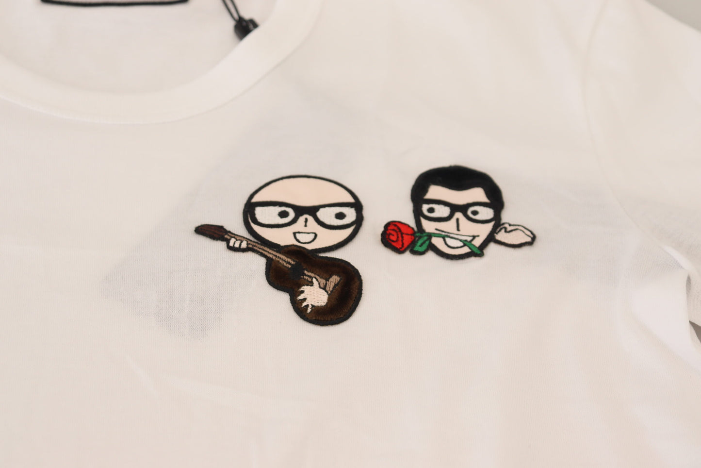 Camiseta blanca de algodón con cuello redondo #dgfamily