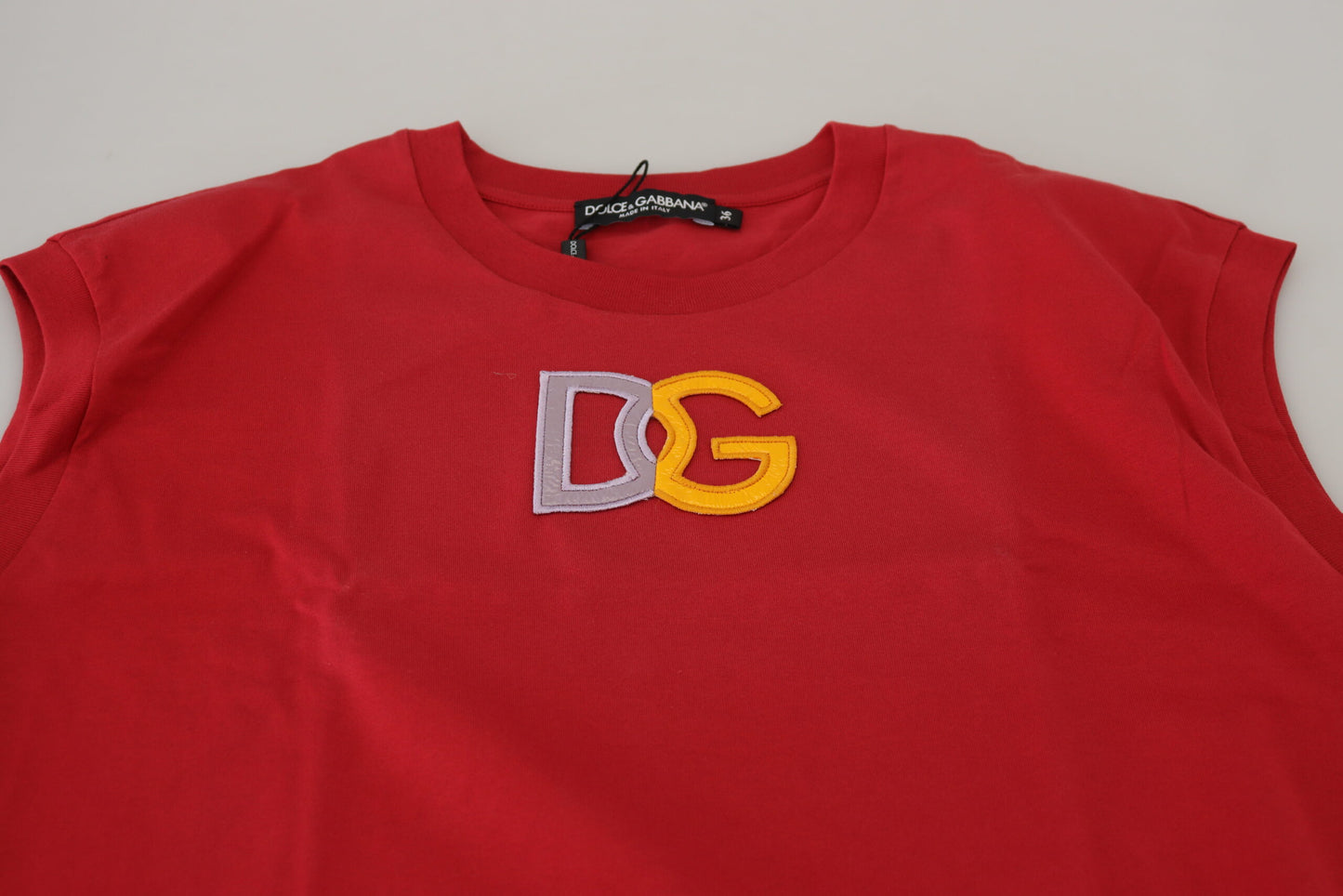 Camiseta sin mangas de algodón rojo con el logotipo de DG