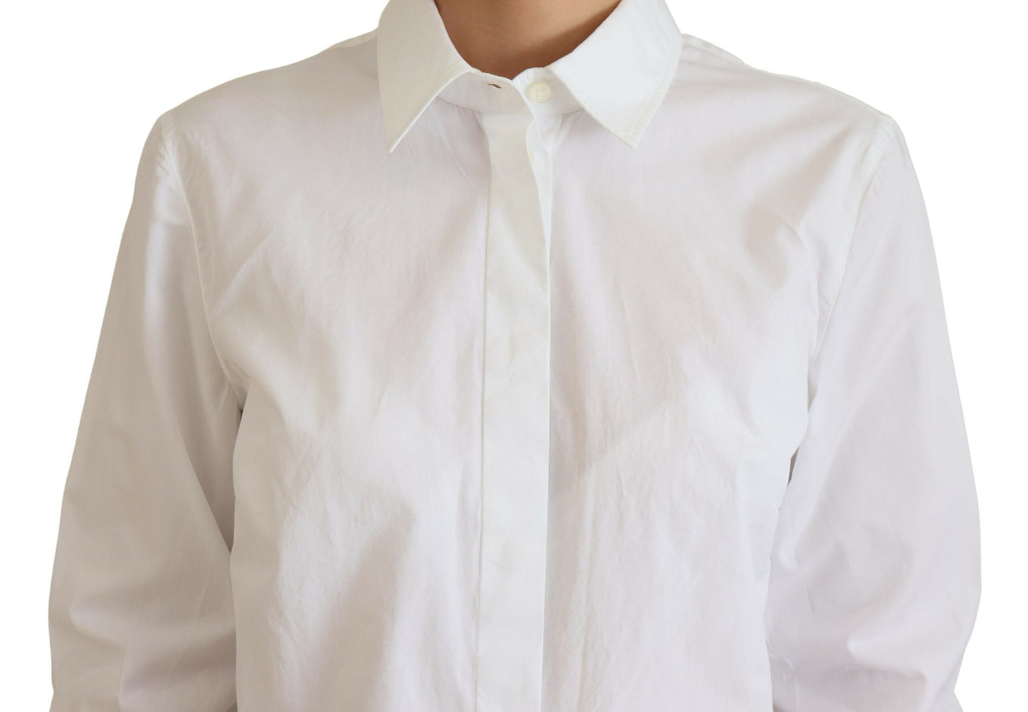 Blusa formal de algodón blanco con cuello y mangas largas