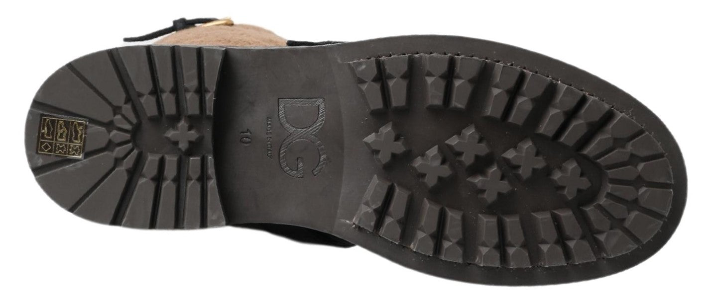 Botas de piel de oveja marrón y cuero negro