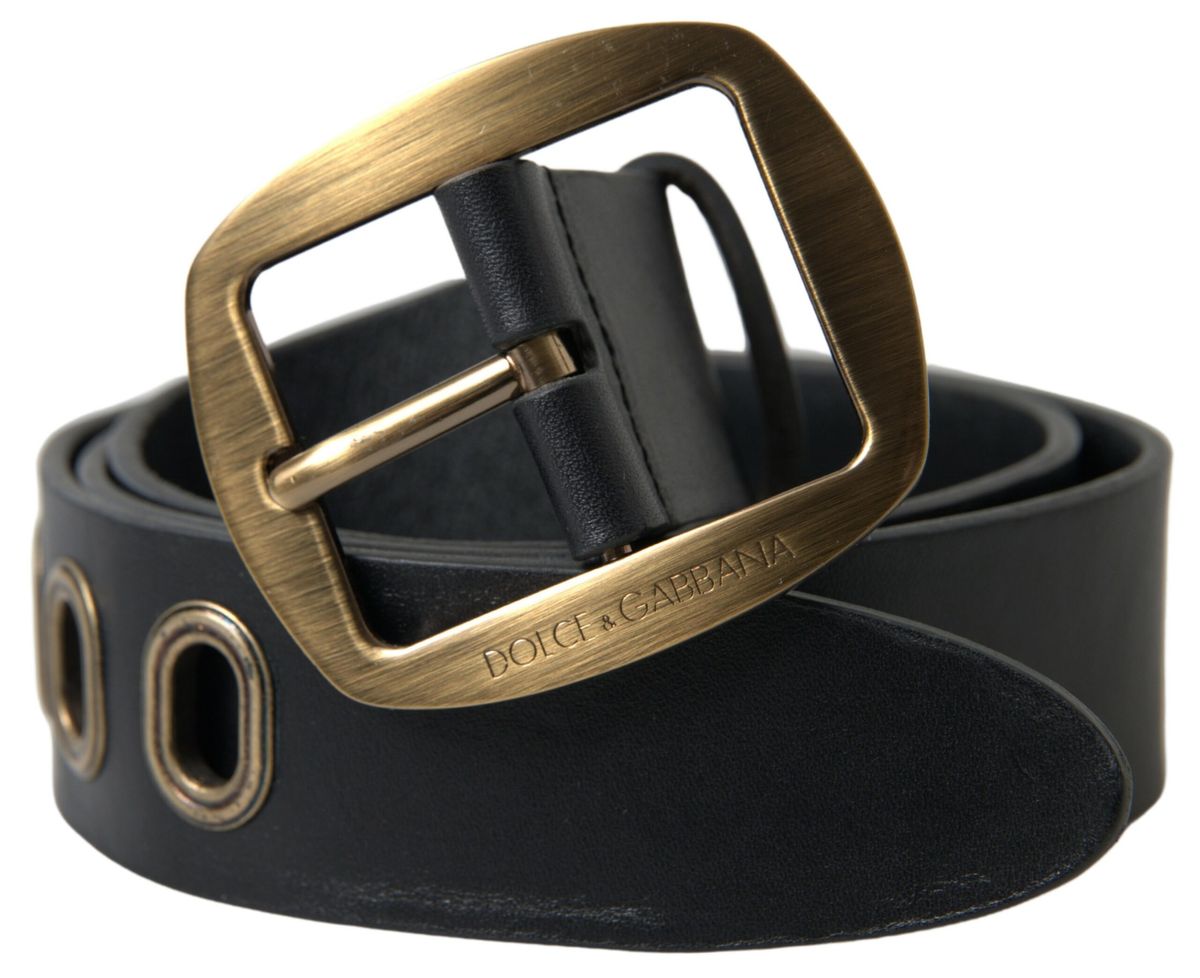 Cinturón de cuero negro con hebilla de metal dorado para hombre