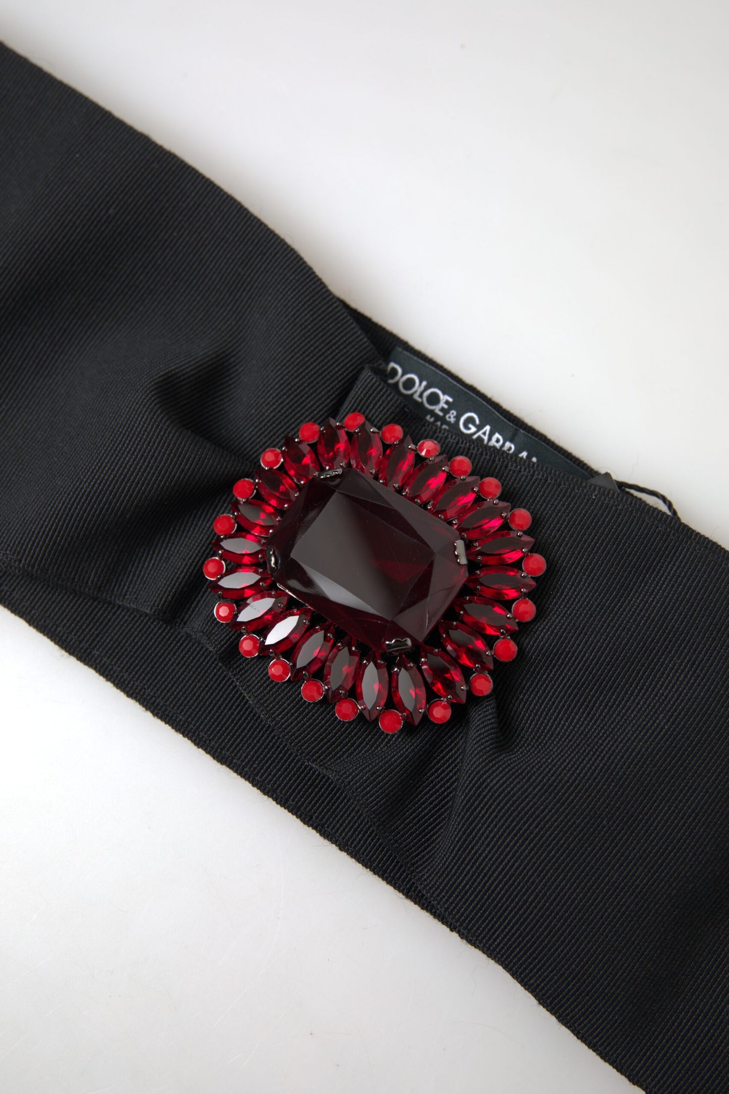 Ceinture large en laiton et cristal noir