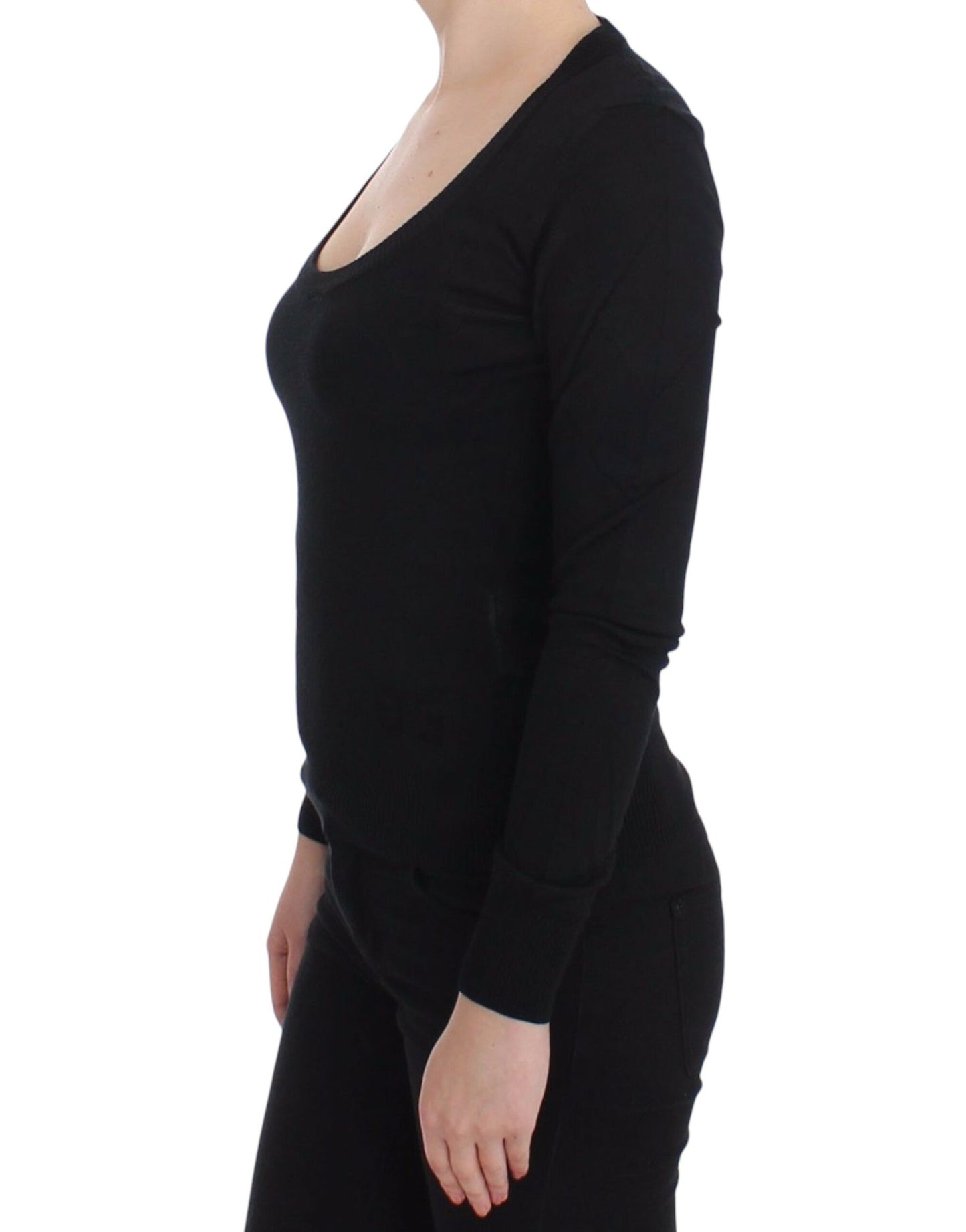 Pull ras du cou en cachemire noir
