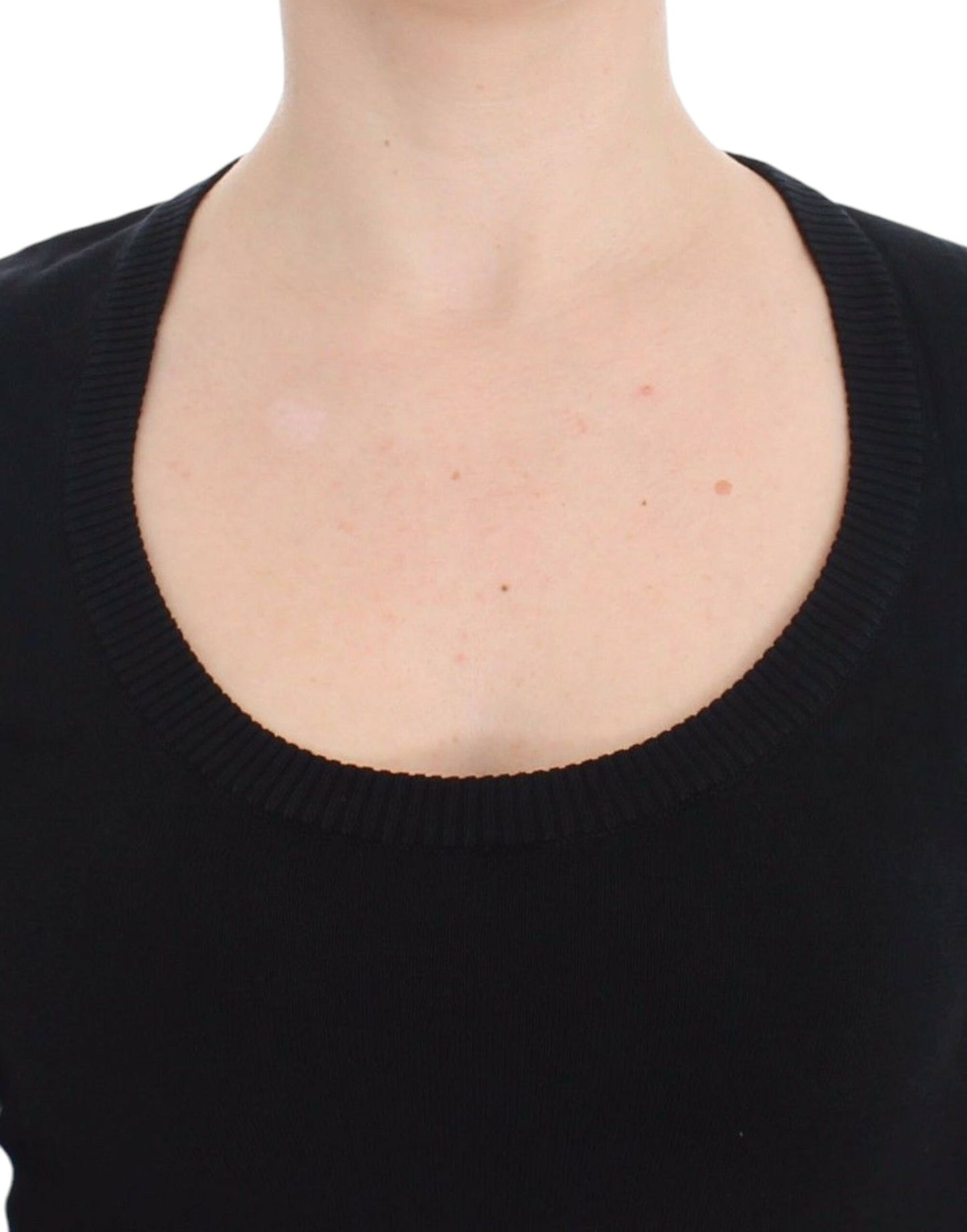 Pull ras du cou en cachemire noir