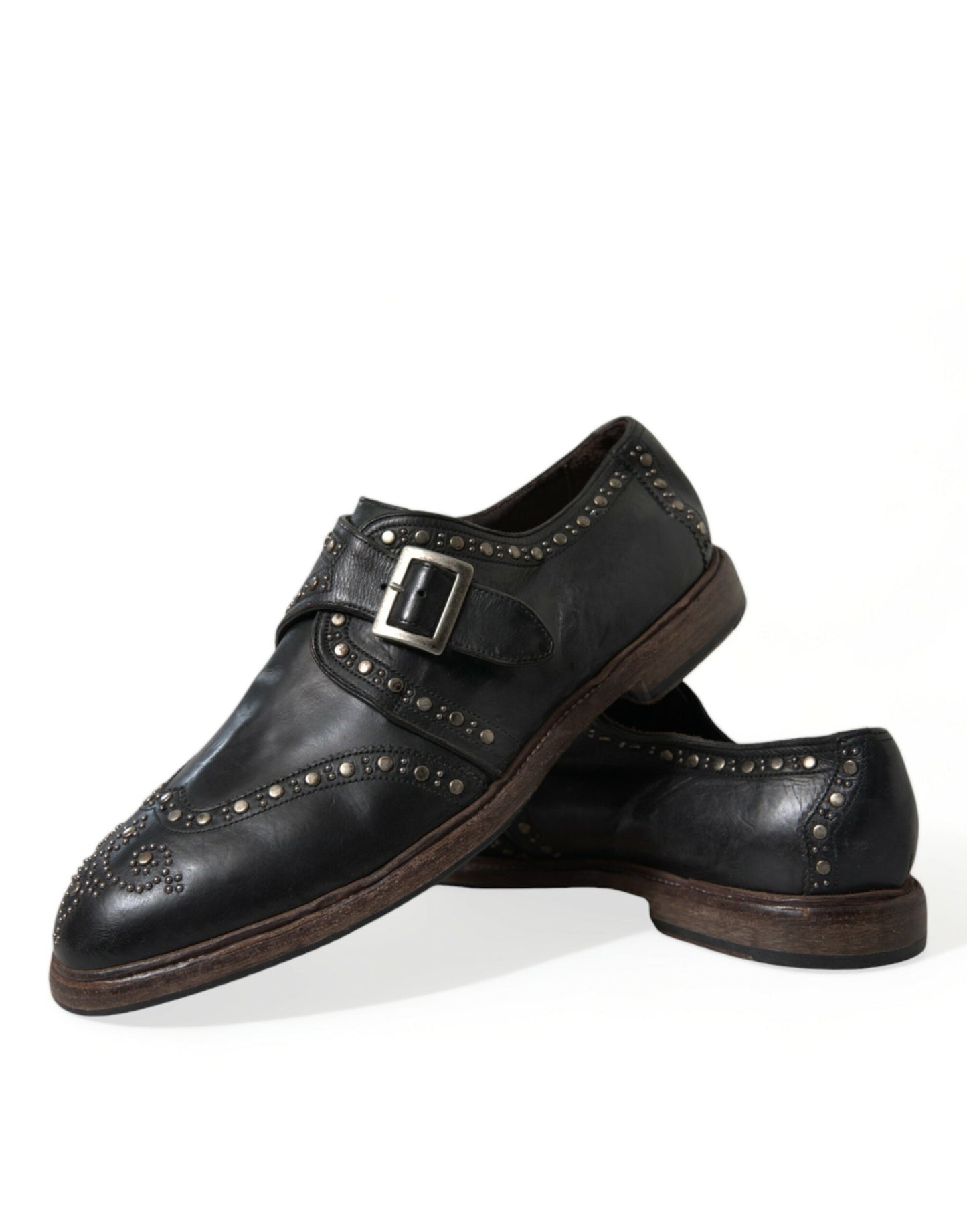 Zapatos de vestir con tachuelas y correa de monje de cuero negro