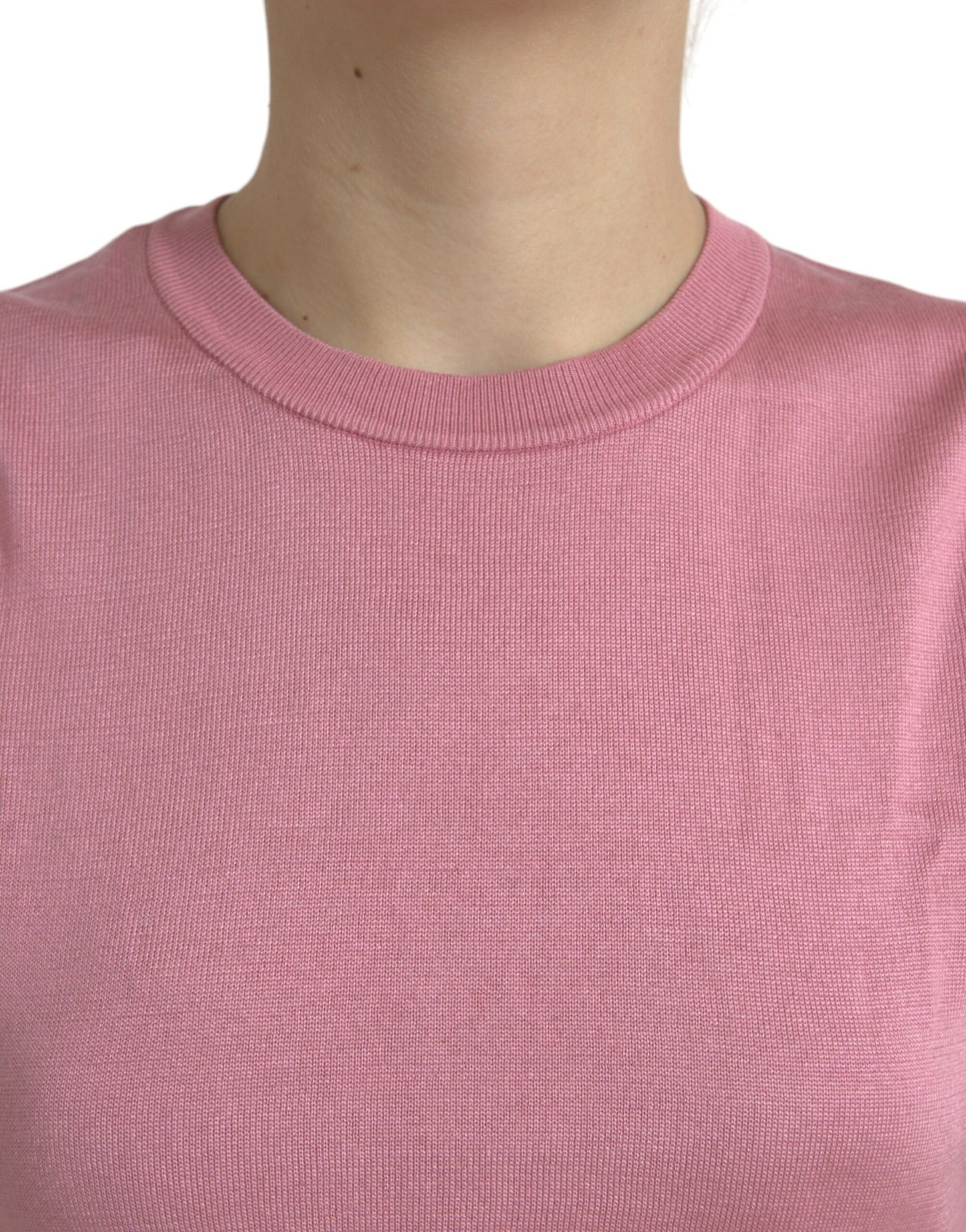 Top corto sin mangas con cuello redondo rosa