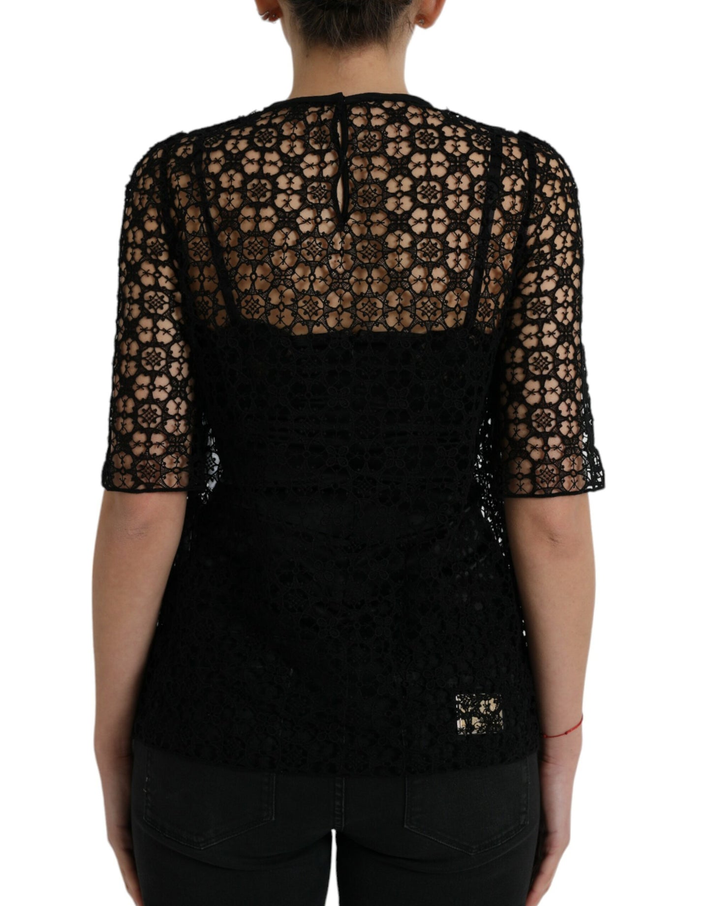 Blusa de manga corta con encaje floral negro