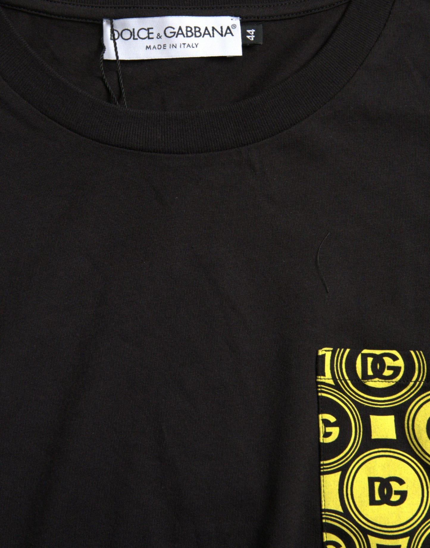 T-shirt noir à col rond et poche imprimée en coton