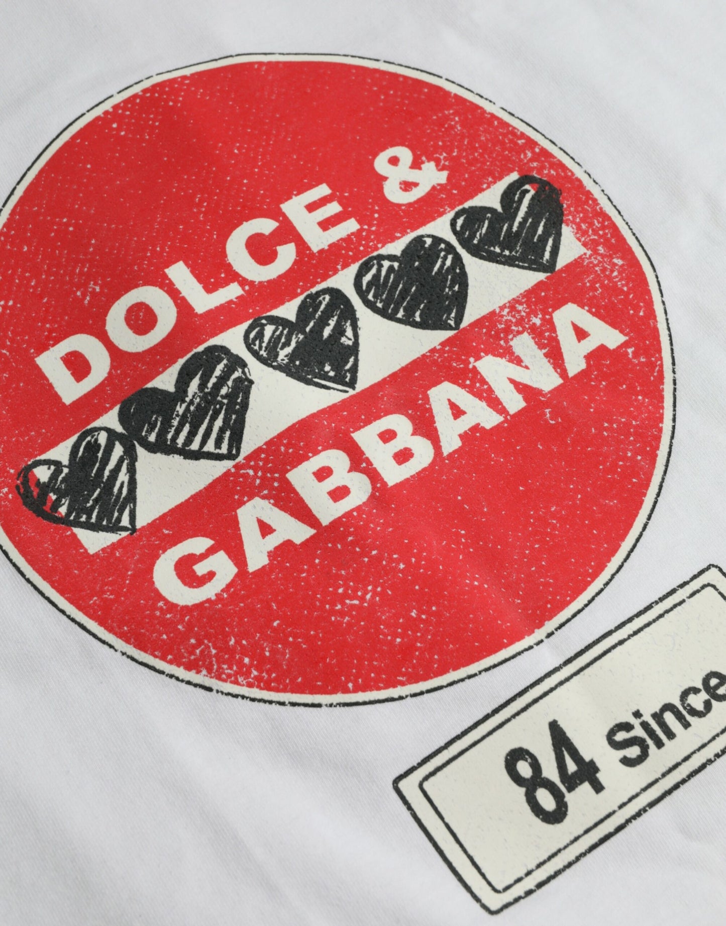 T-shirt ras du cou à manches courtes en coton blanc avec cœur Amor