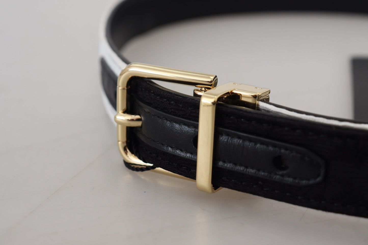 Ceinture à boucle en métal doré patchwork blanc et noir
