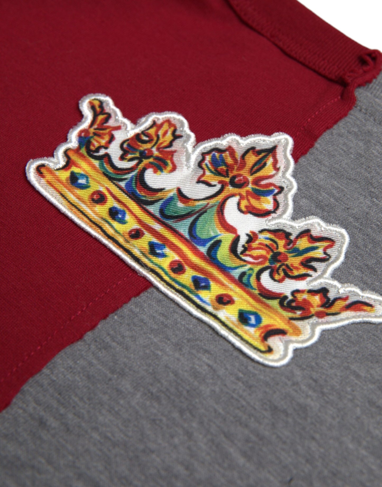 T-shirt graphique multicolore à manches courtes