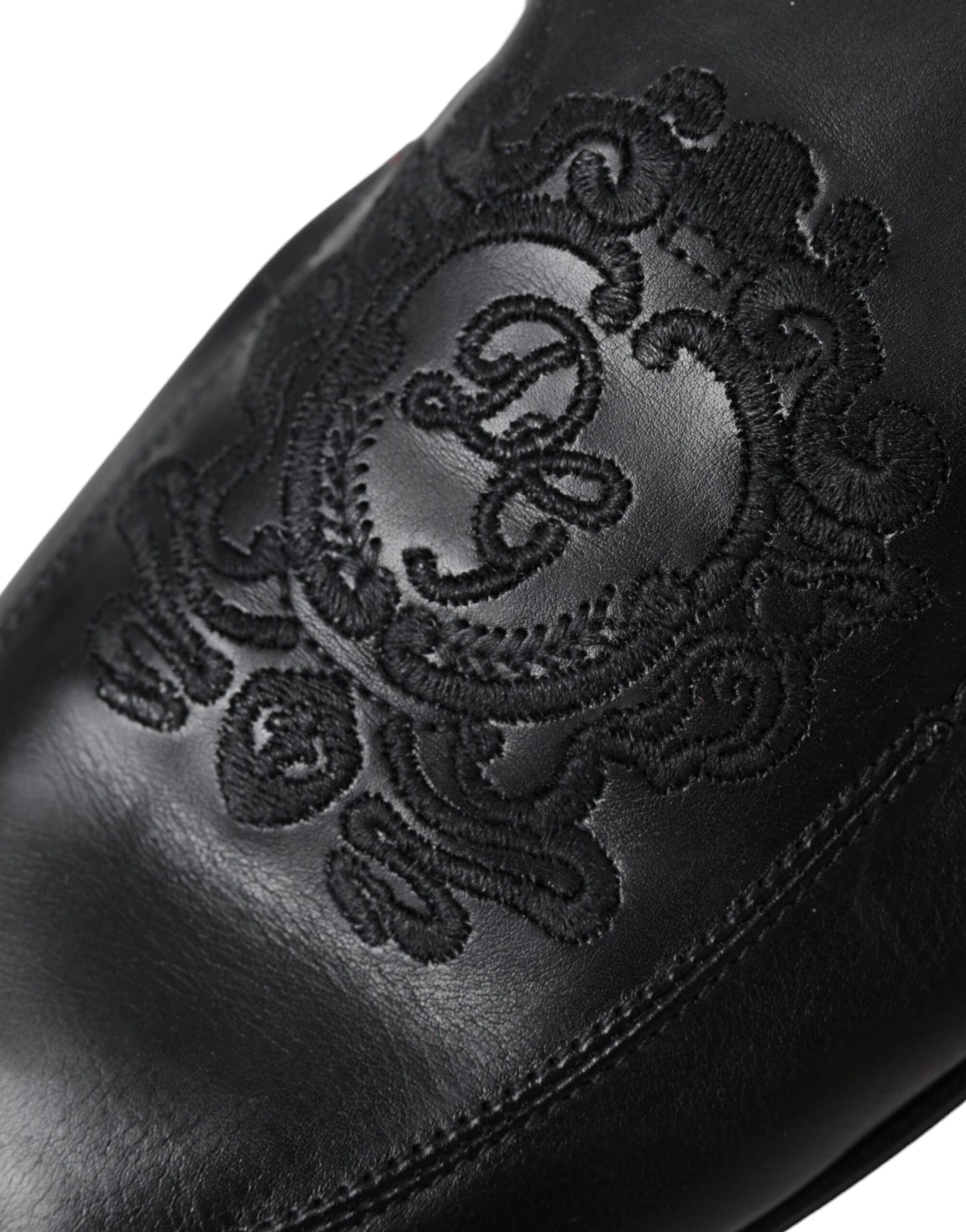 Mocasines de cuero con logotipo bordado negro para hombre