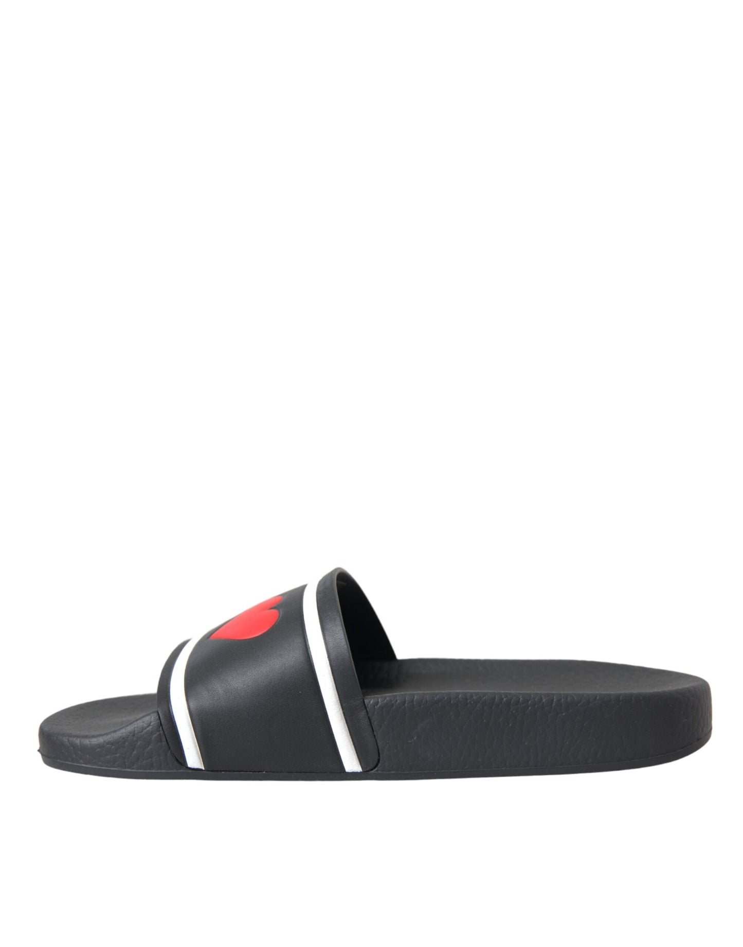 Sandalias y chanclas de cuero negro con la frase "I Love D&G"