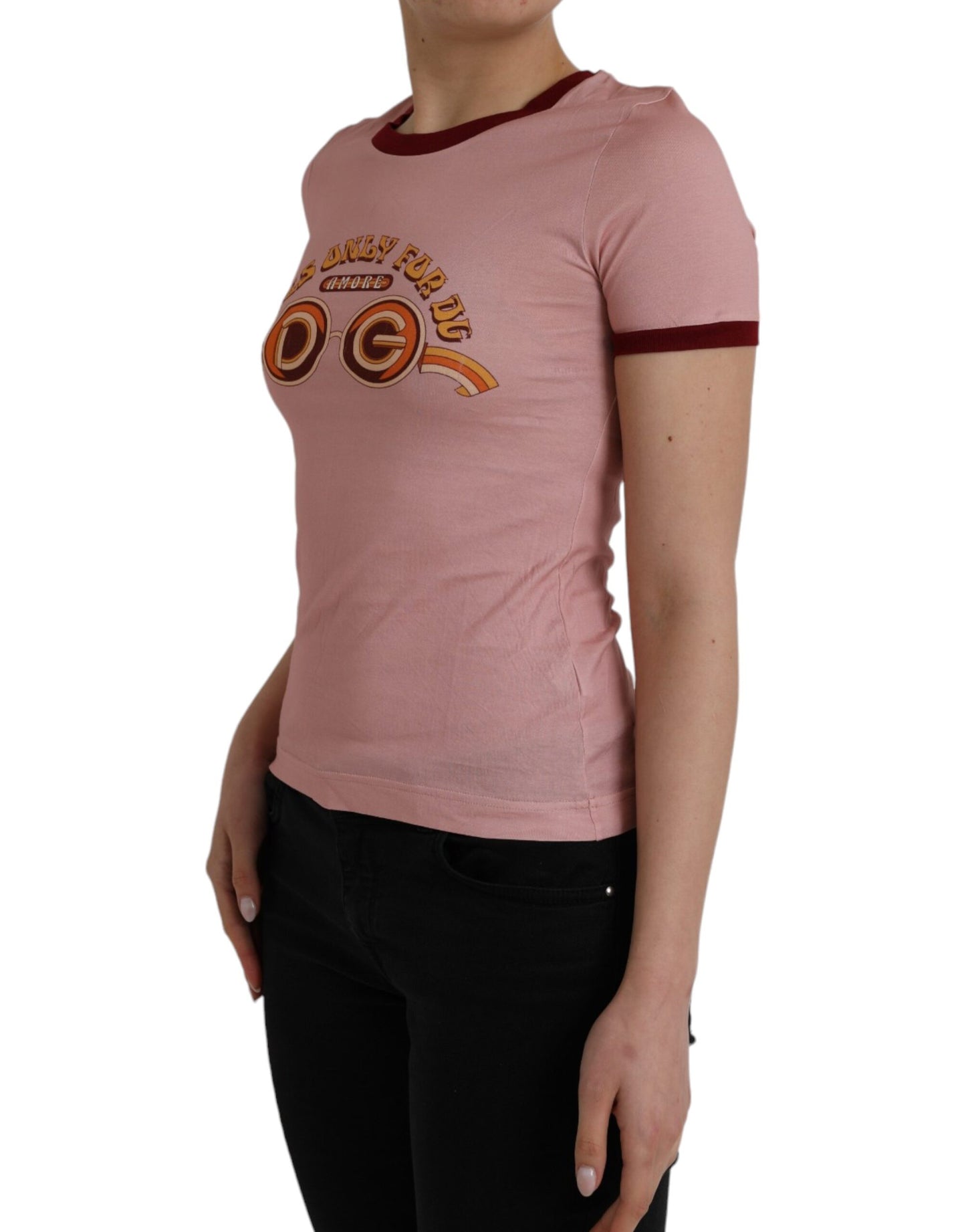 Camiseta de algodón rosa de manga corta y cuello redondo