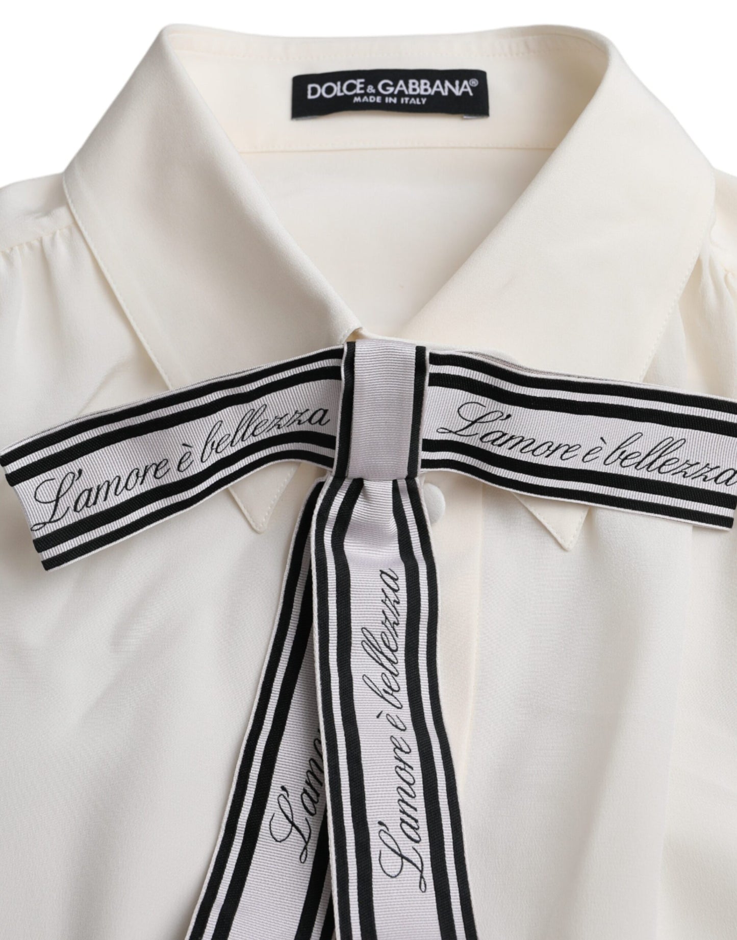 Chemisier boutonné à manches longues blanc cassé