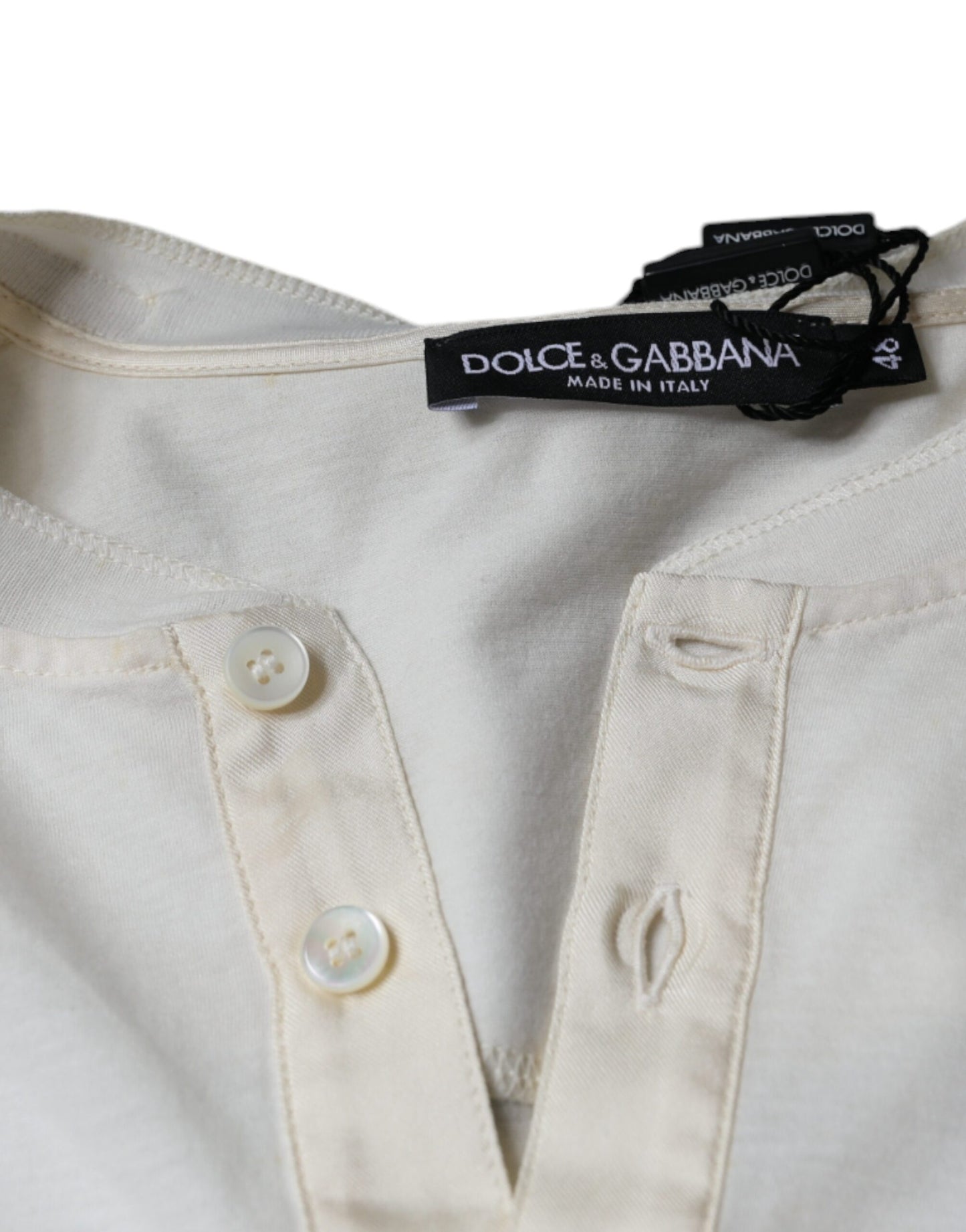 T-shirt à manches courtes en coton blanc cassé