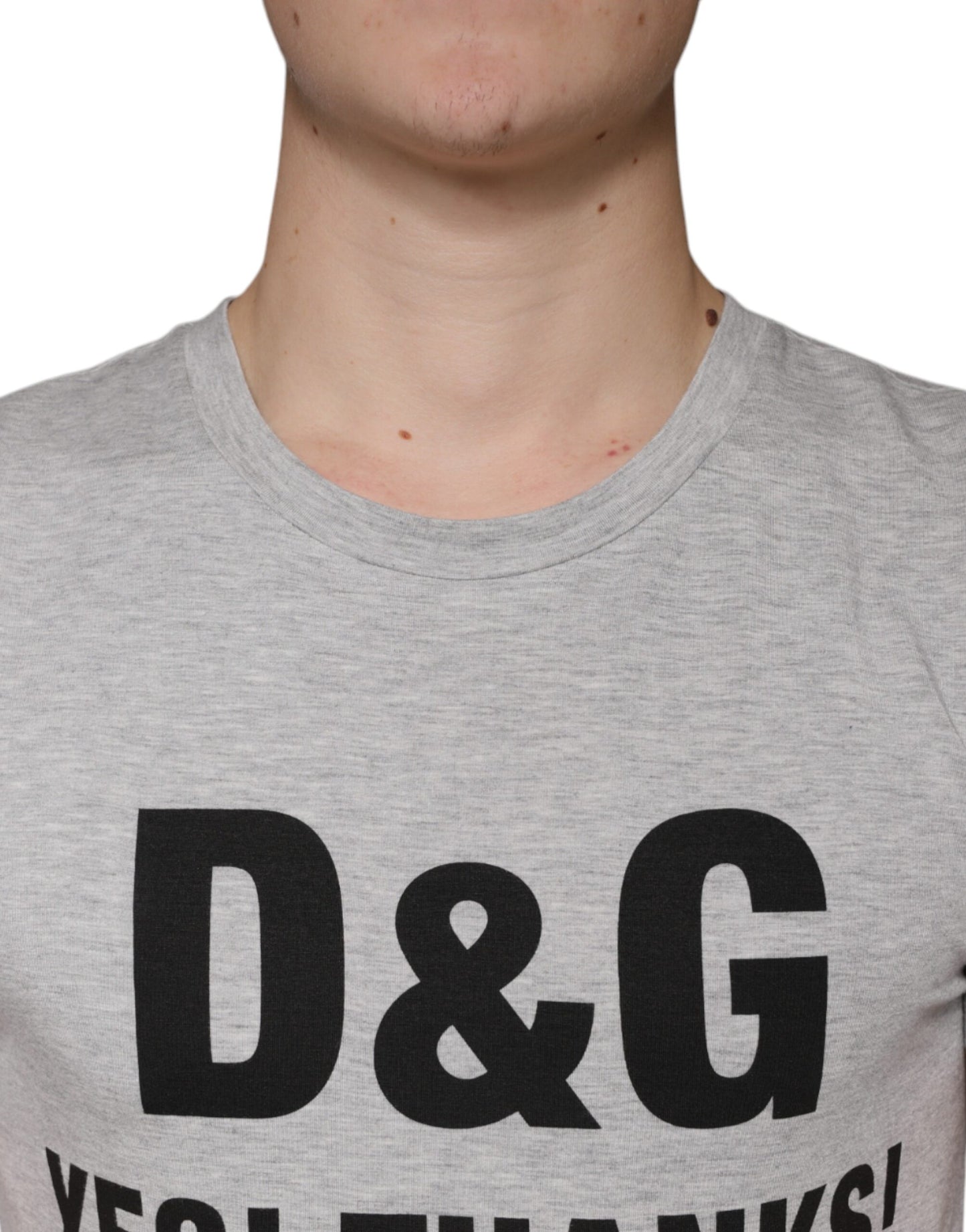 T-shirt ras du cou à manches courtes et logo imprimé gris