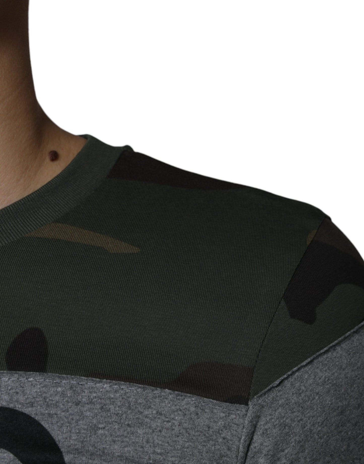 T-shirt col rond en coton camouflage multicolore