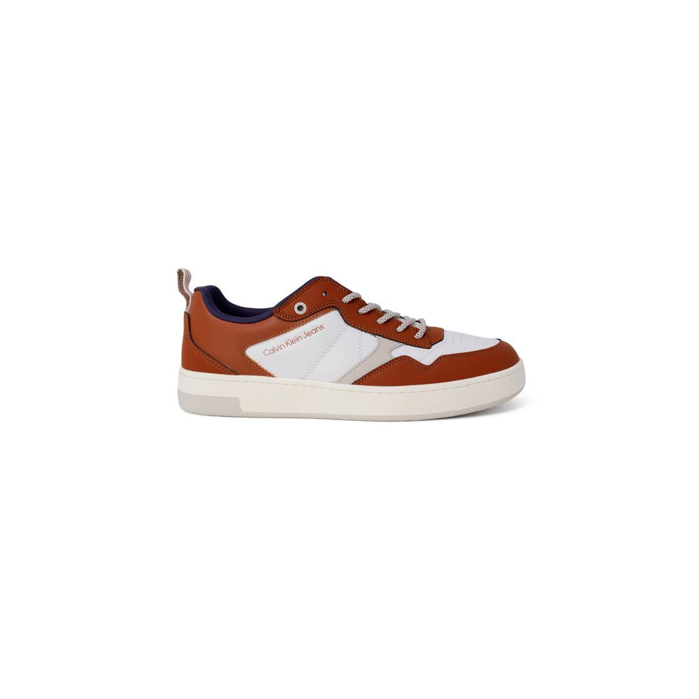 Baskets en cuir marron