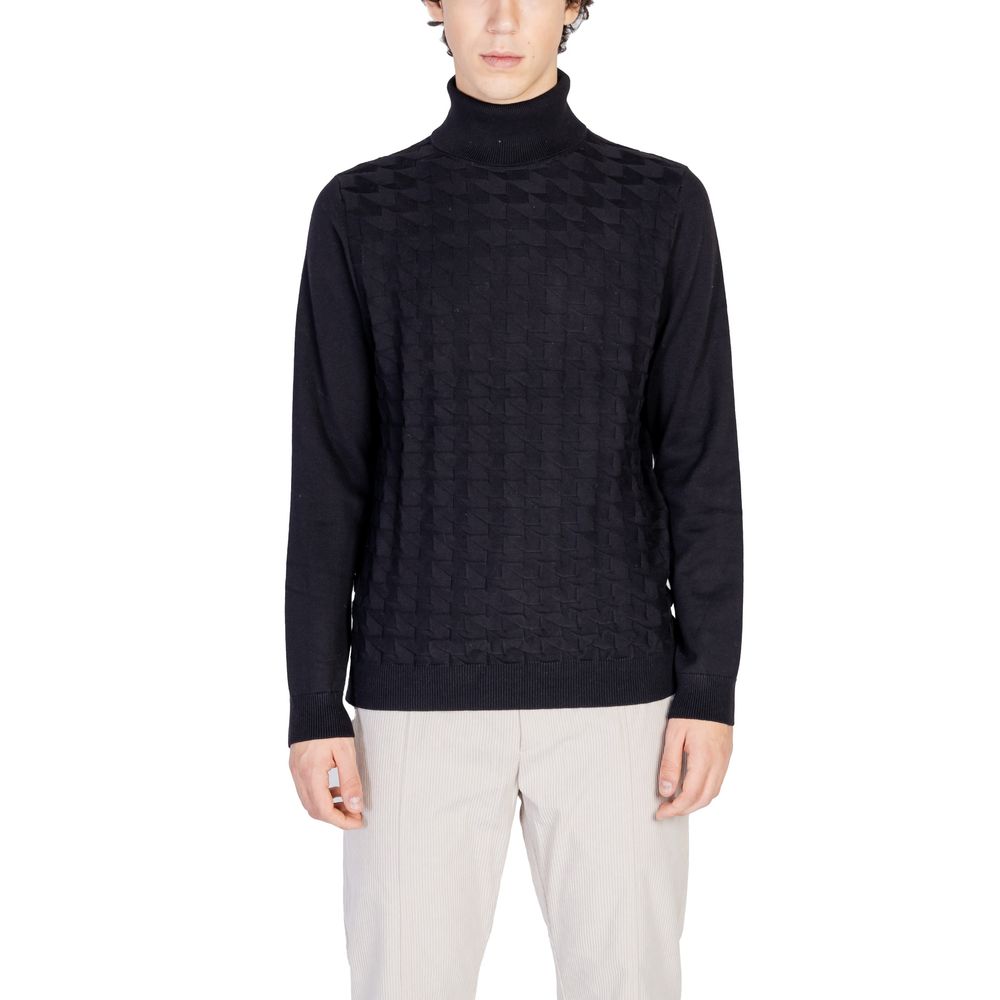 Black Cotton Turtleneck