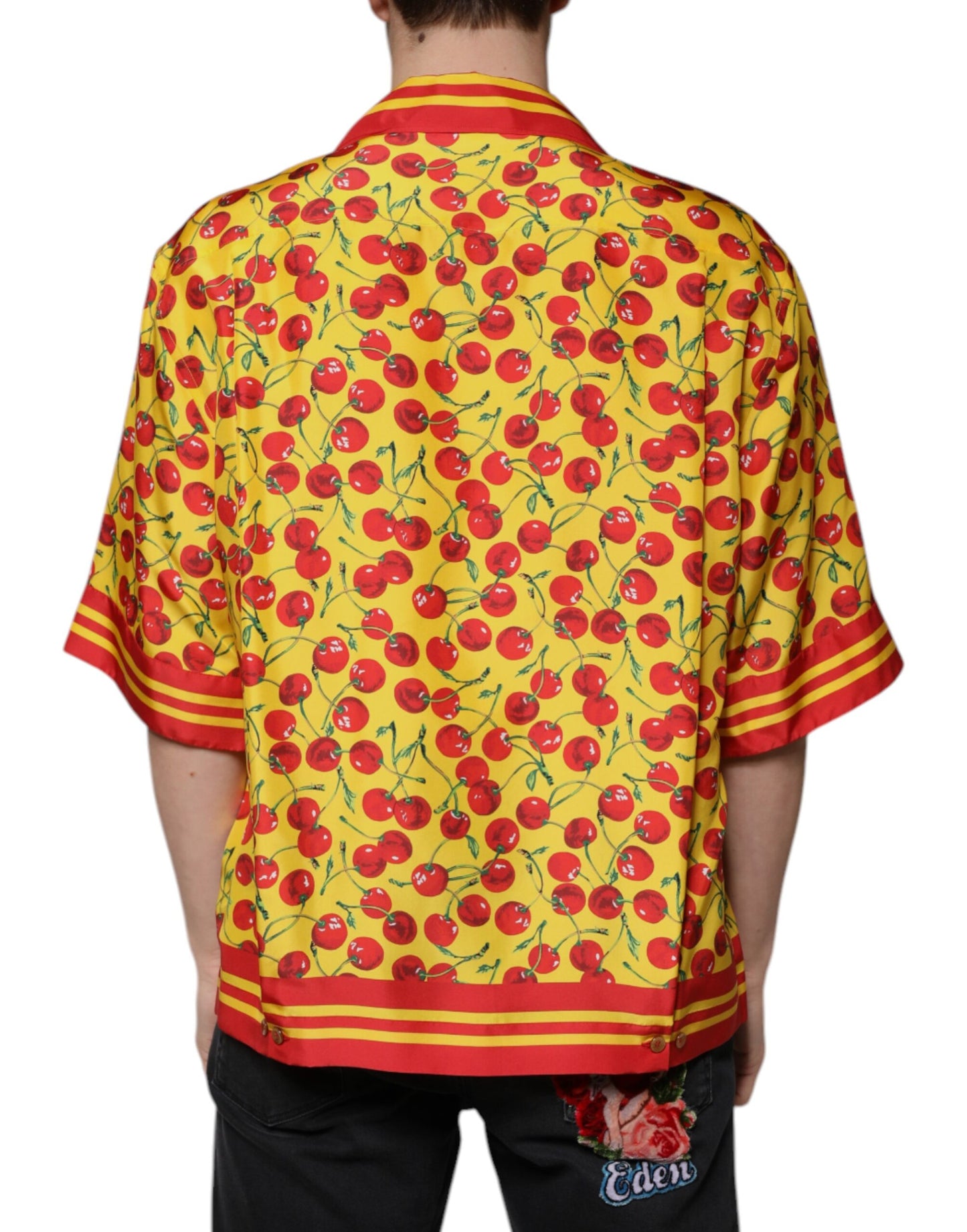 Chemise décontractée en soie boutonnée jaune cerise