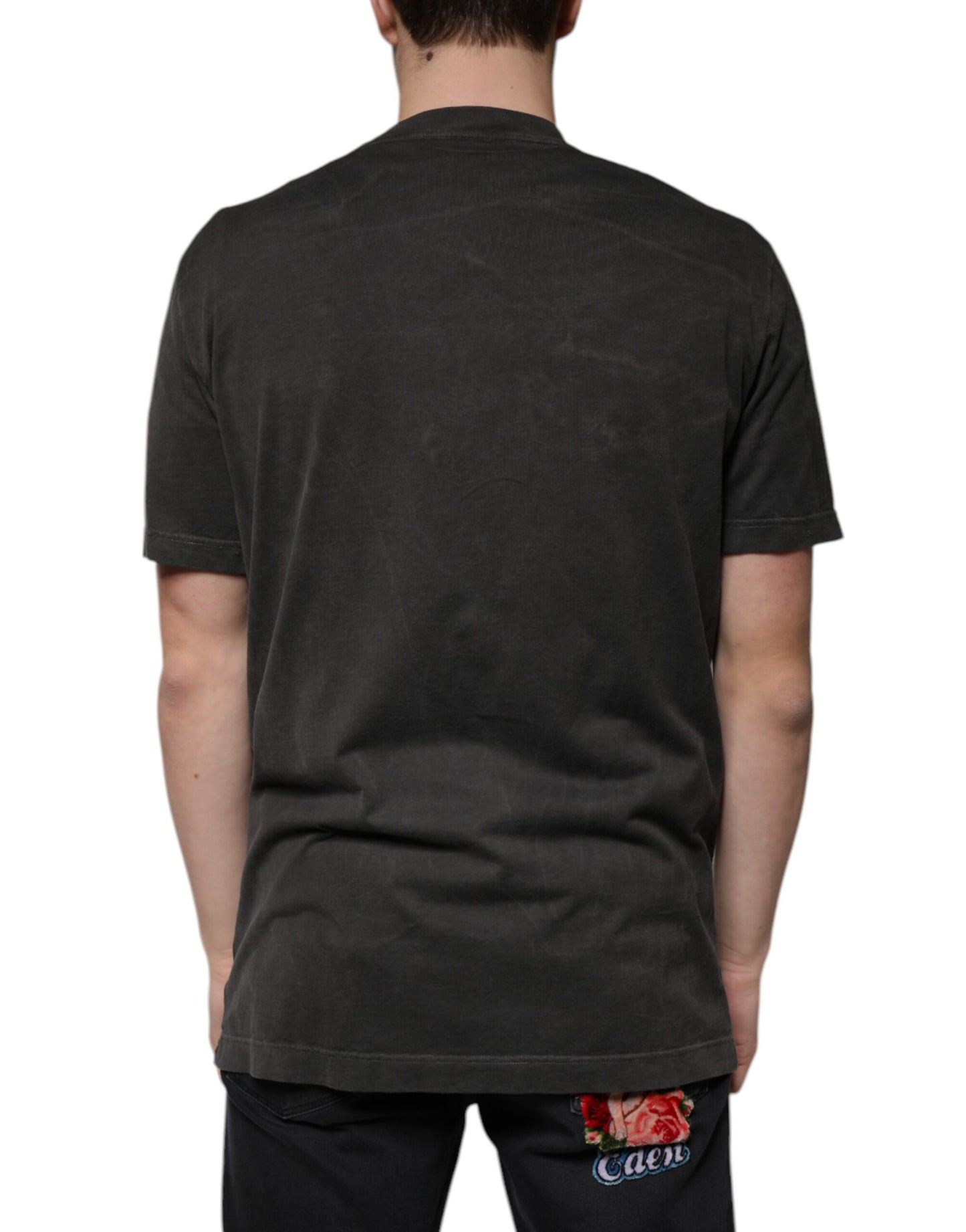 T-shirt noir à manches courtes et col ras du cou en coton