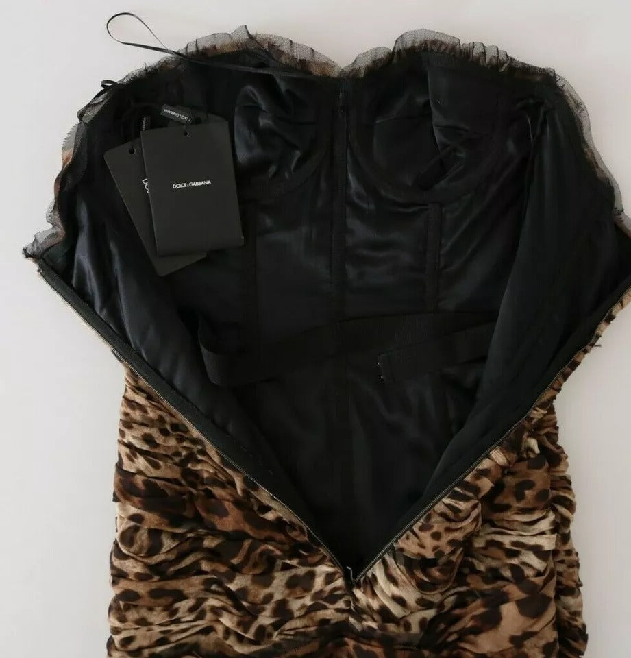 Vestido largo estilo sirena fruncido en gasa de seda con estampado de leopardo marrón