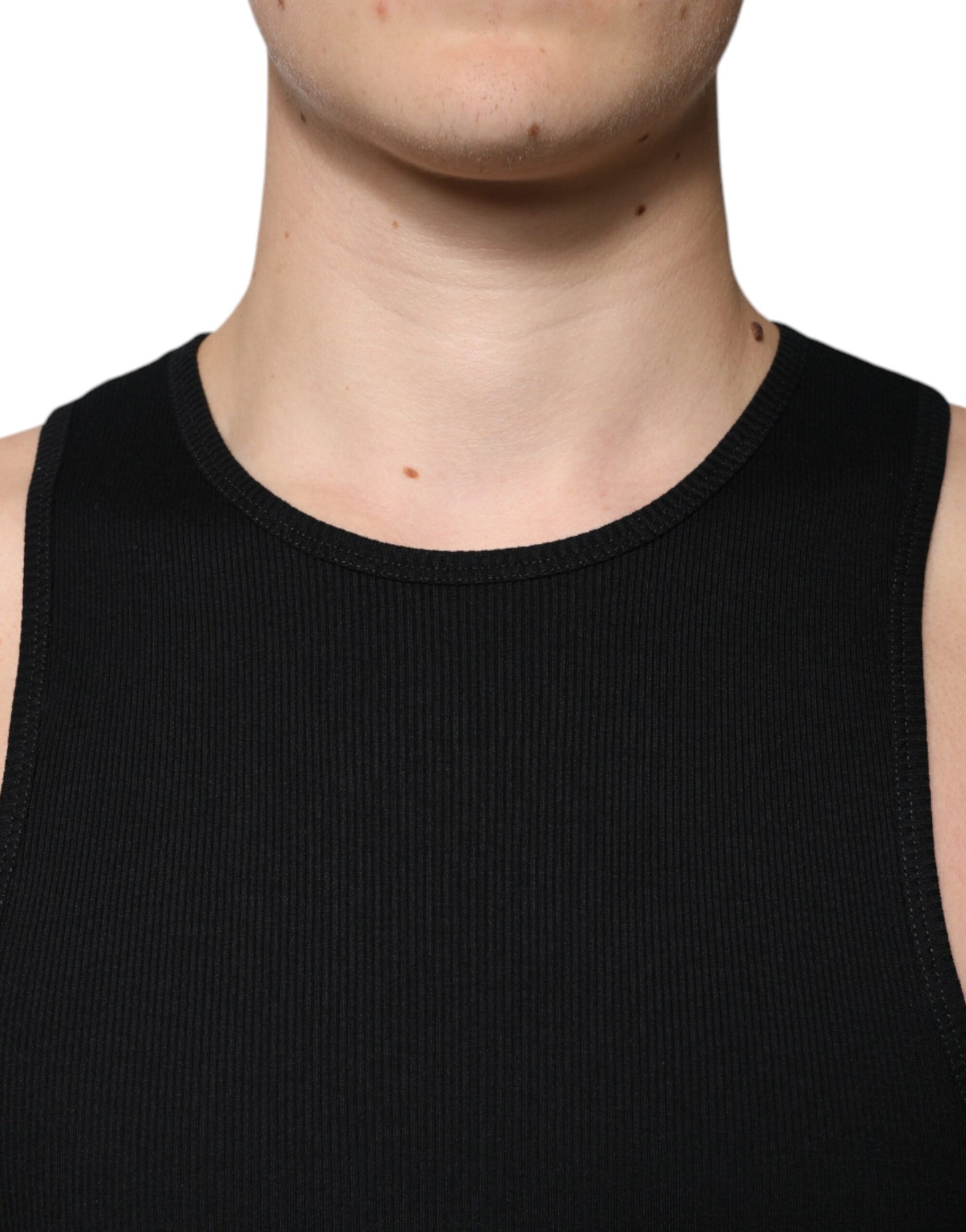 T-shirt sans manches à col rond en coton noir