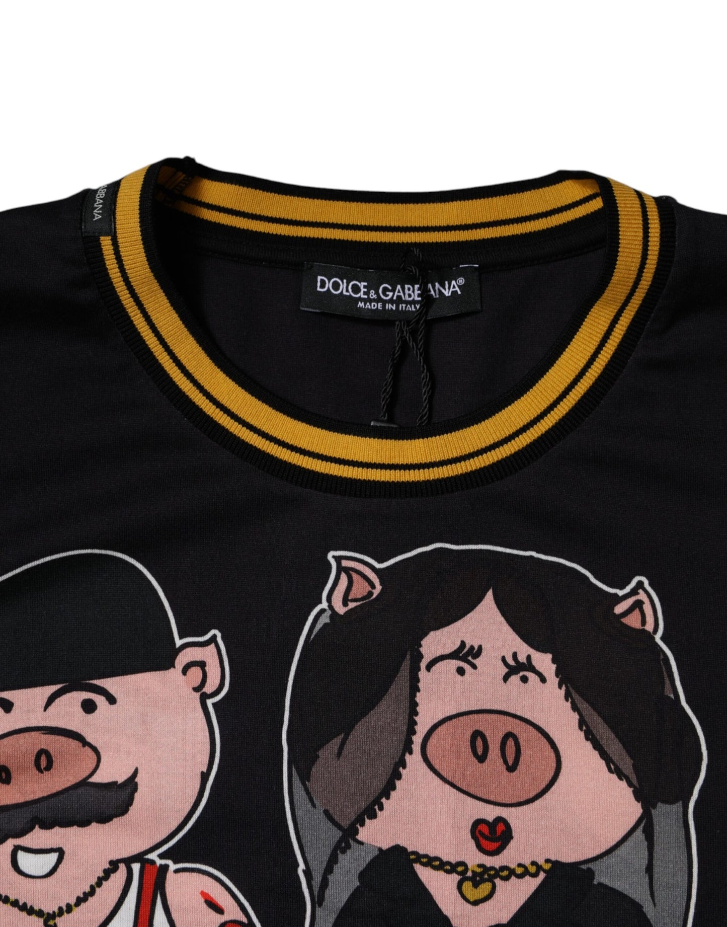 T-shirt ras du cou noir « Année du Cochon 2019 »