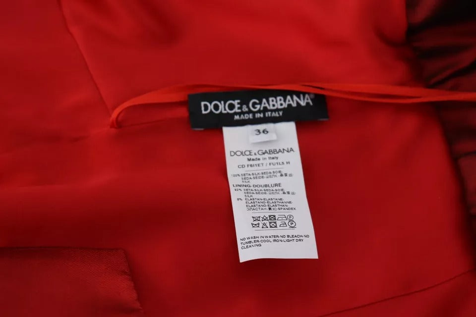 Vestido midi plisado de satén de seda rojo con corte en A