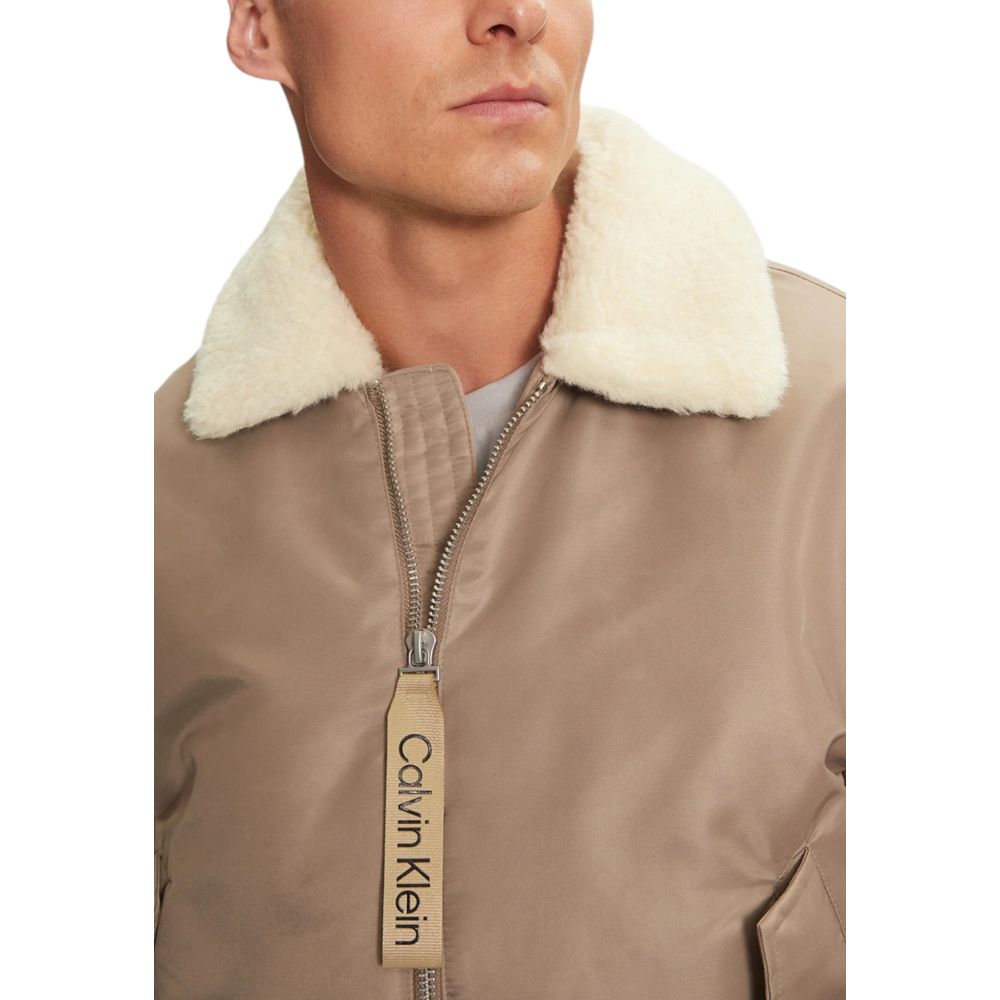 Chaquetas y abrigos de poliamida reciclada beige