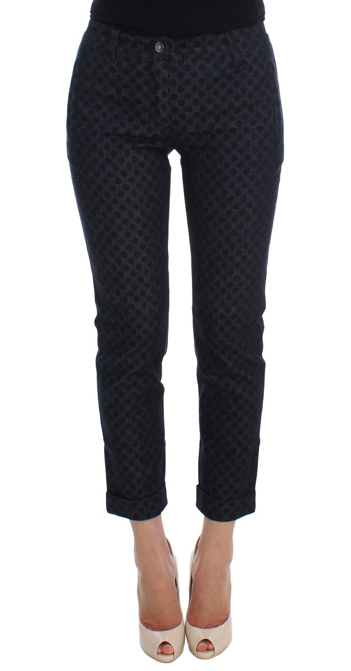 Vaqueros capri ajustados con lunares